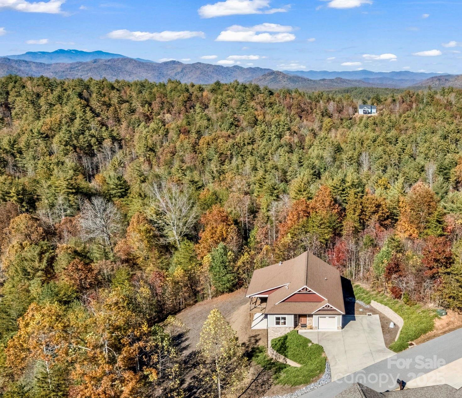 5588 Table View Lane — Lenoir