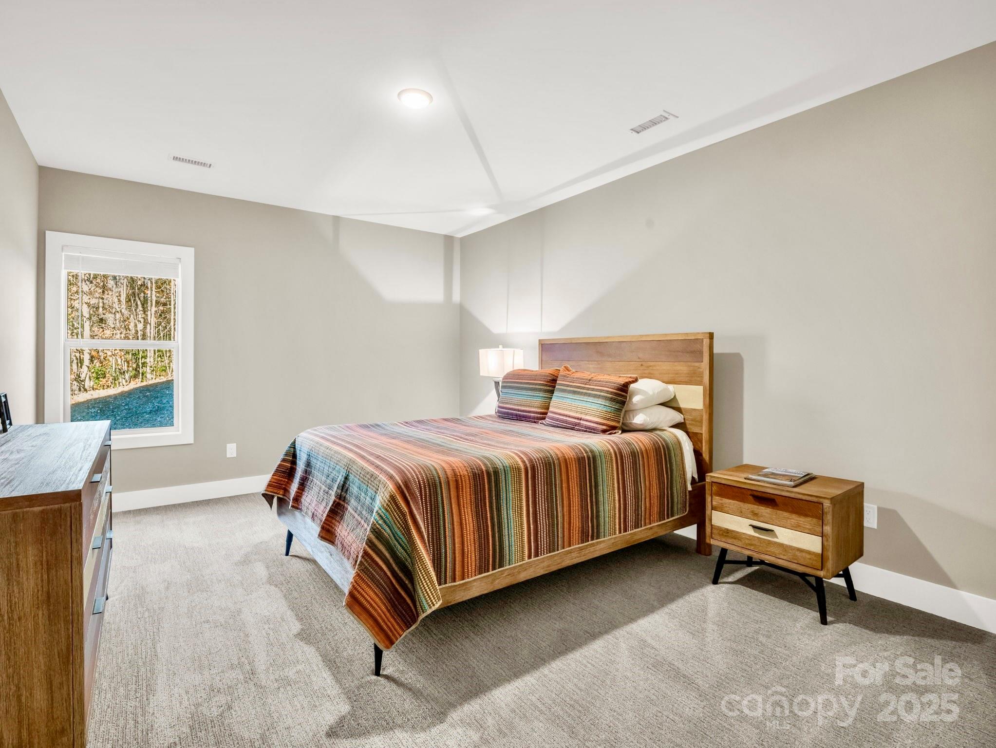 5588 Table View Lane — Lenoir