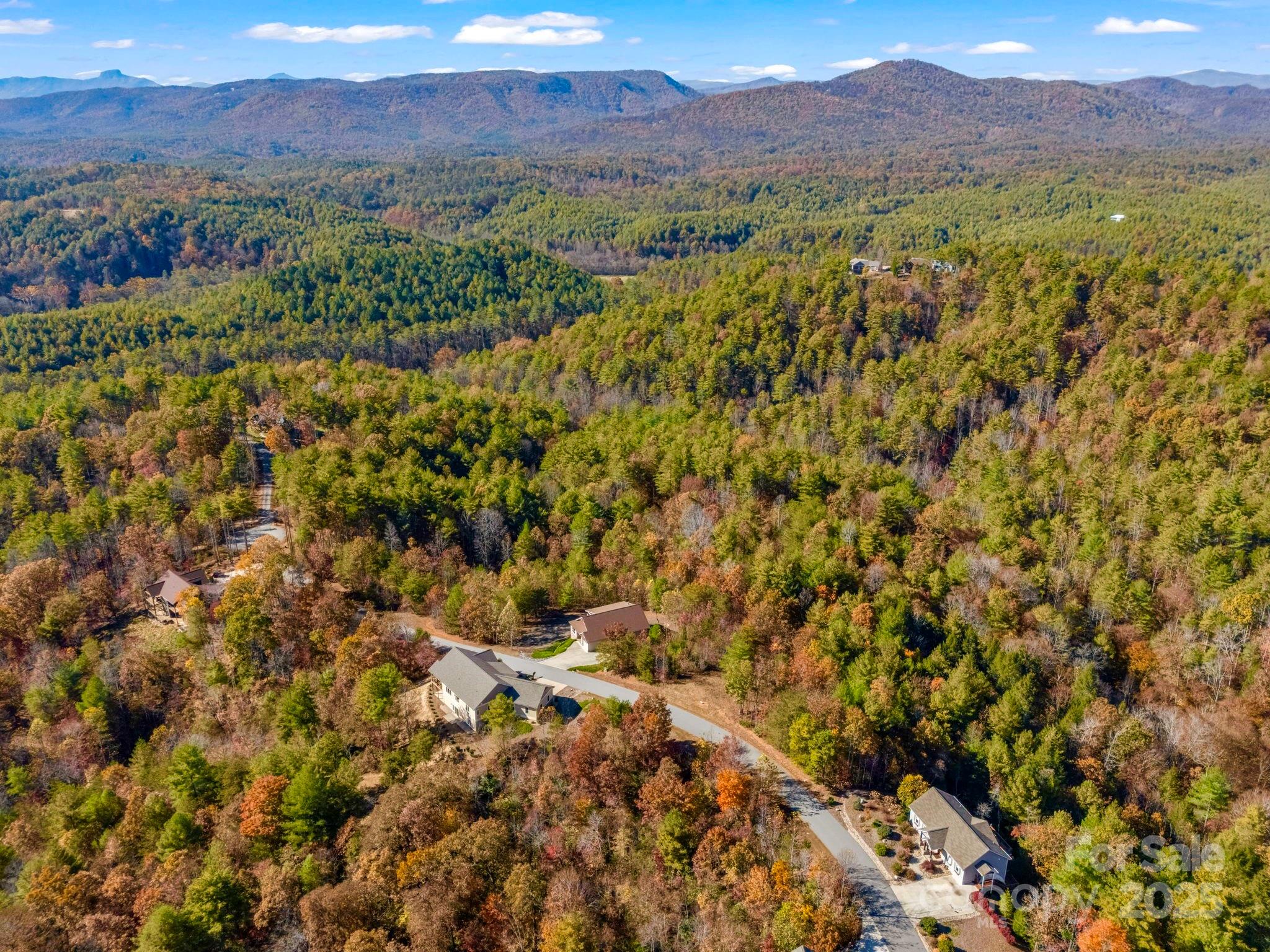 5588 Table View Lane — Lenoir