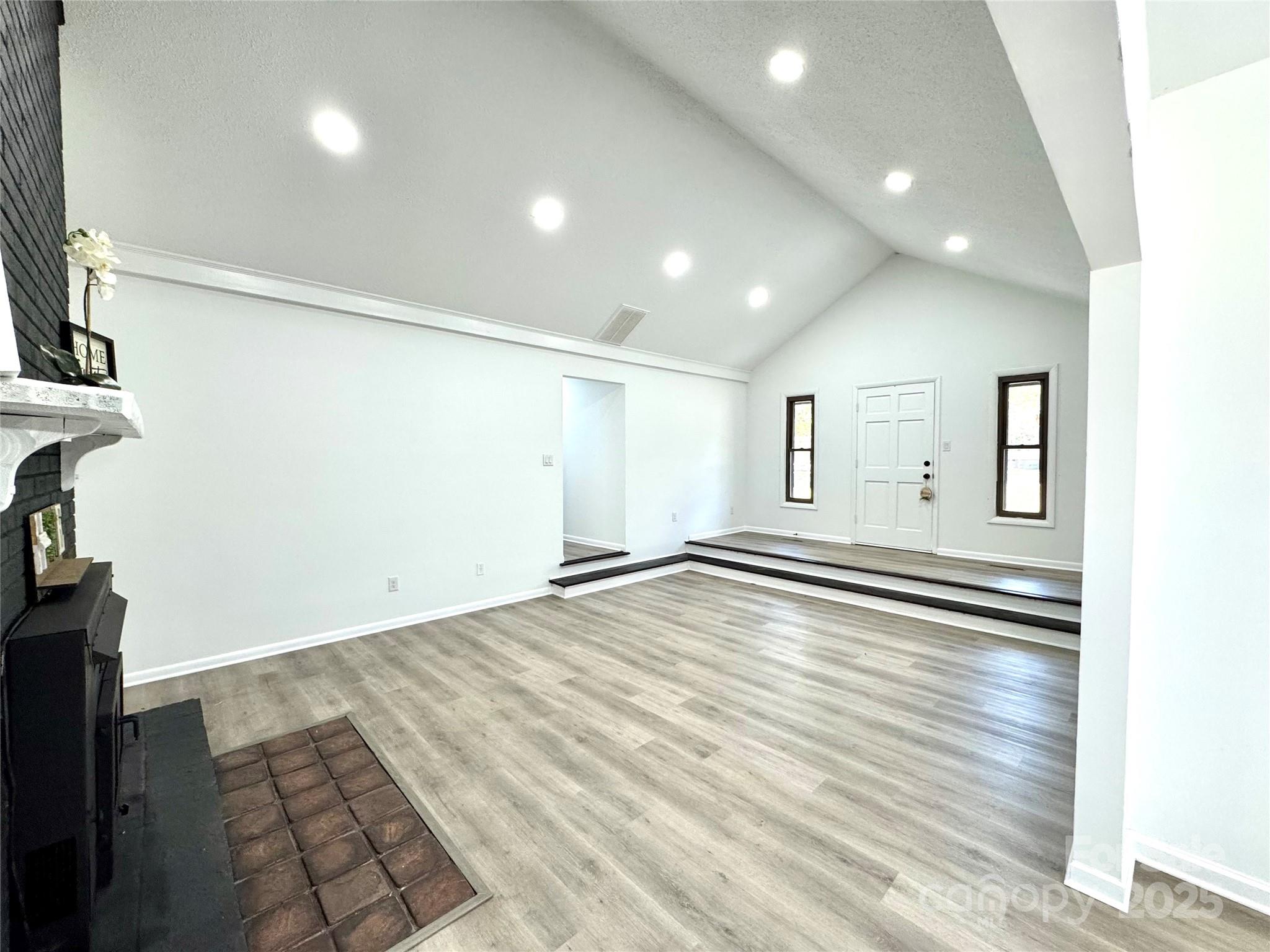 425 Acorn Oaks Drive — Salisbury