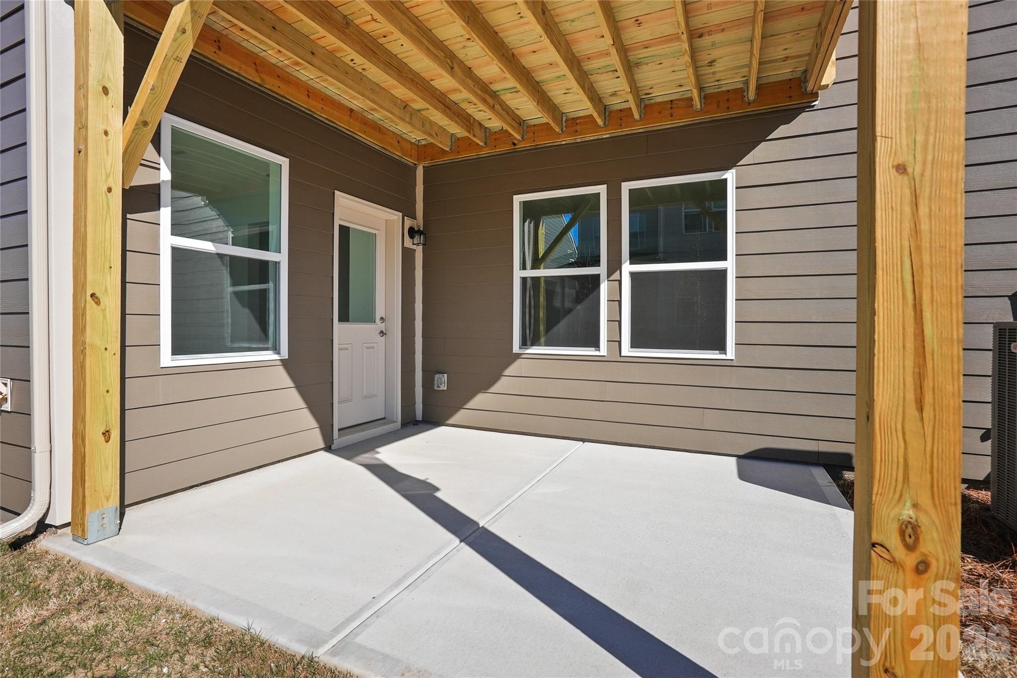 9373 Moss Plantation Avenue NW — Concord