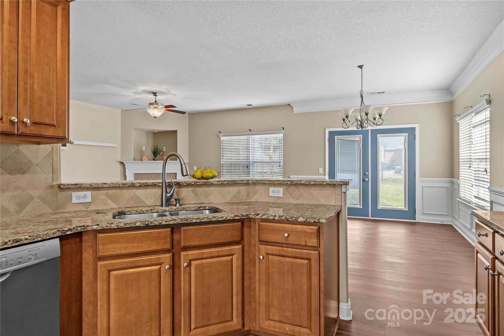 2532 Glyncastle Way — Gastonia