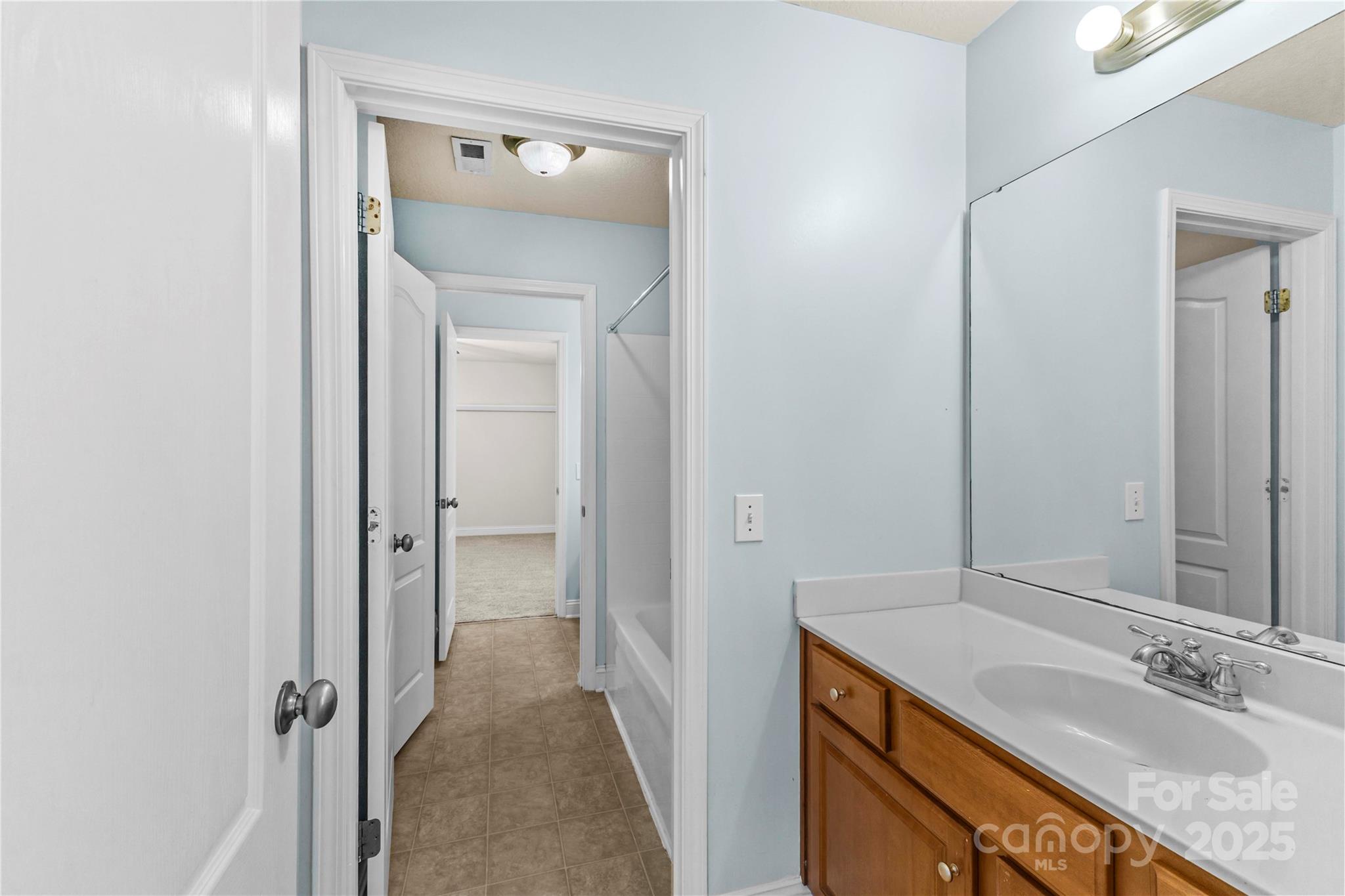 2532 Glyncastle Way — Gastonia