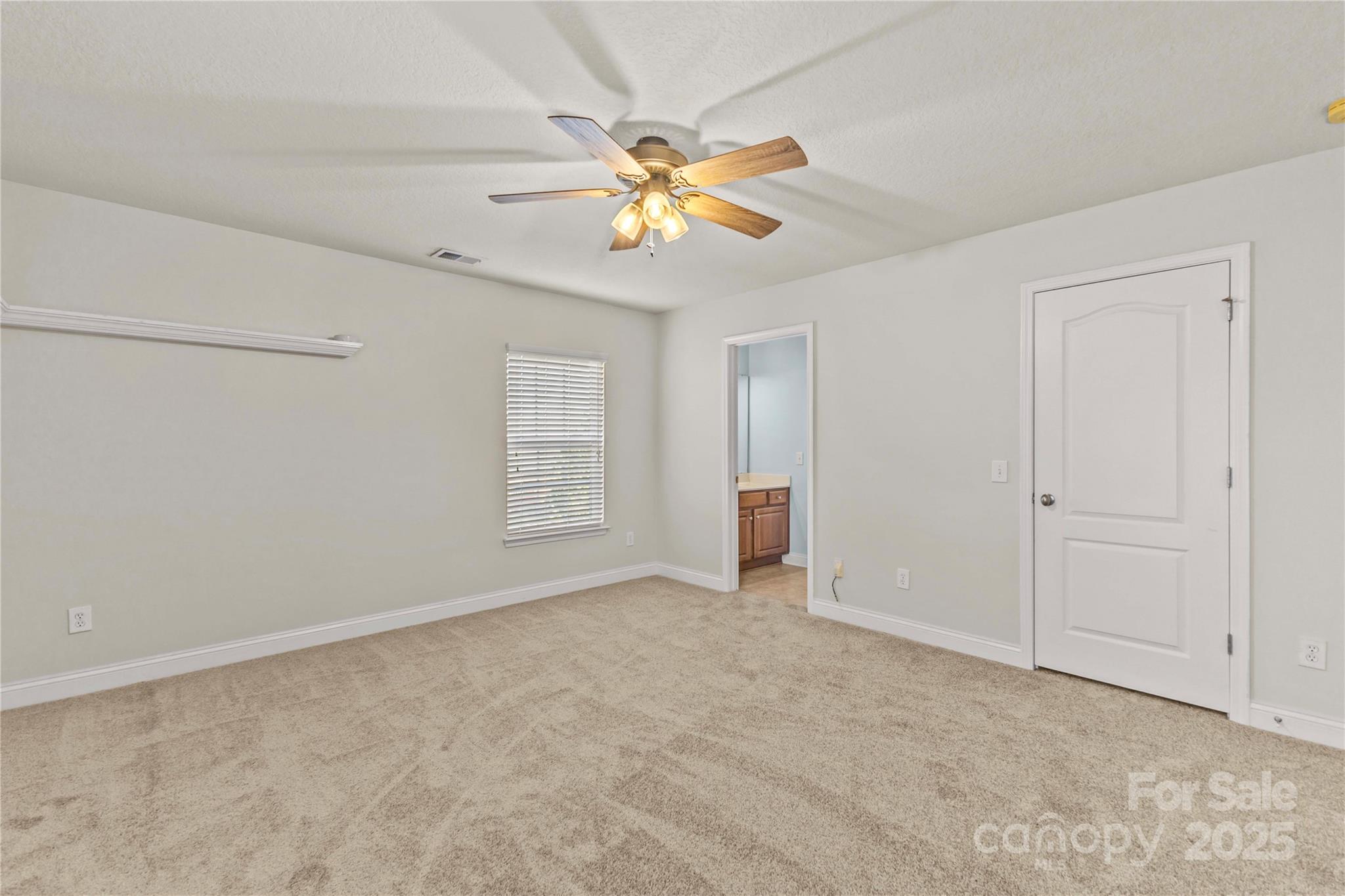 2532 Glyncastle Way — Gastonia