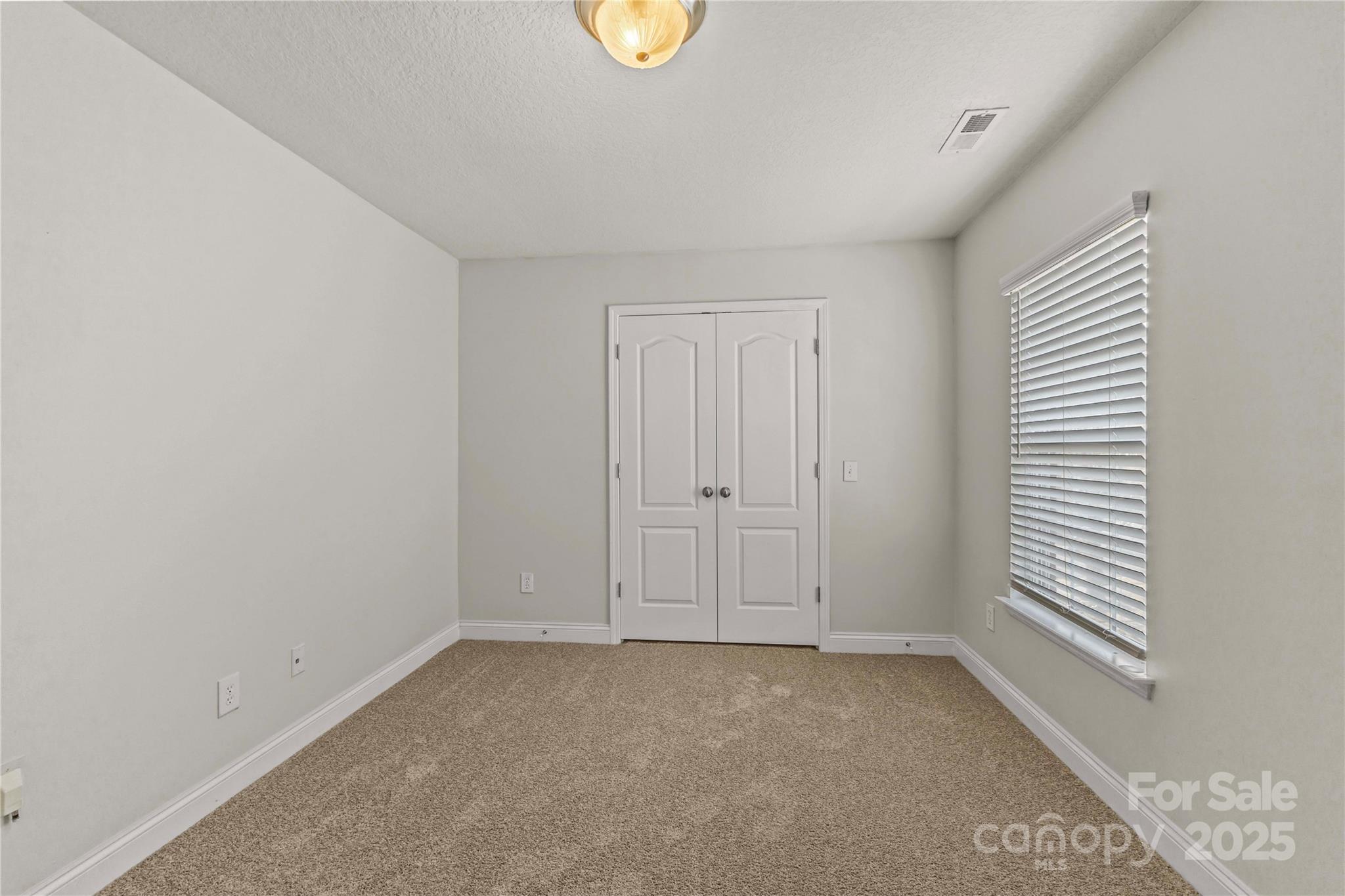 2532 Glyncastle Way — Gastonia