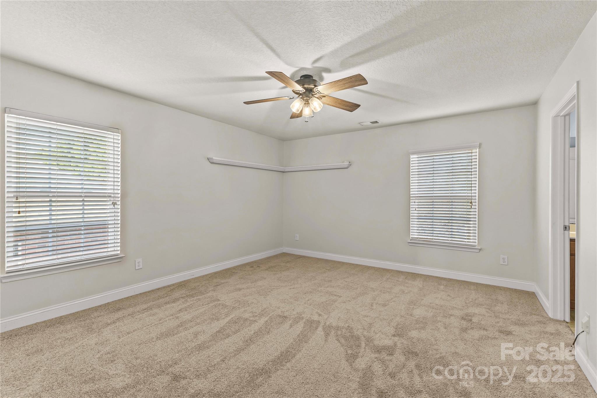 2532 Glyncastle Way — Gastonia