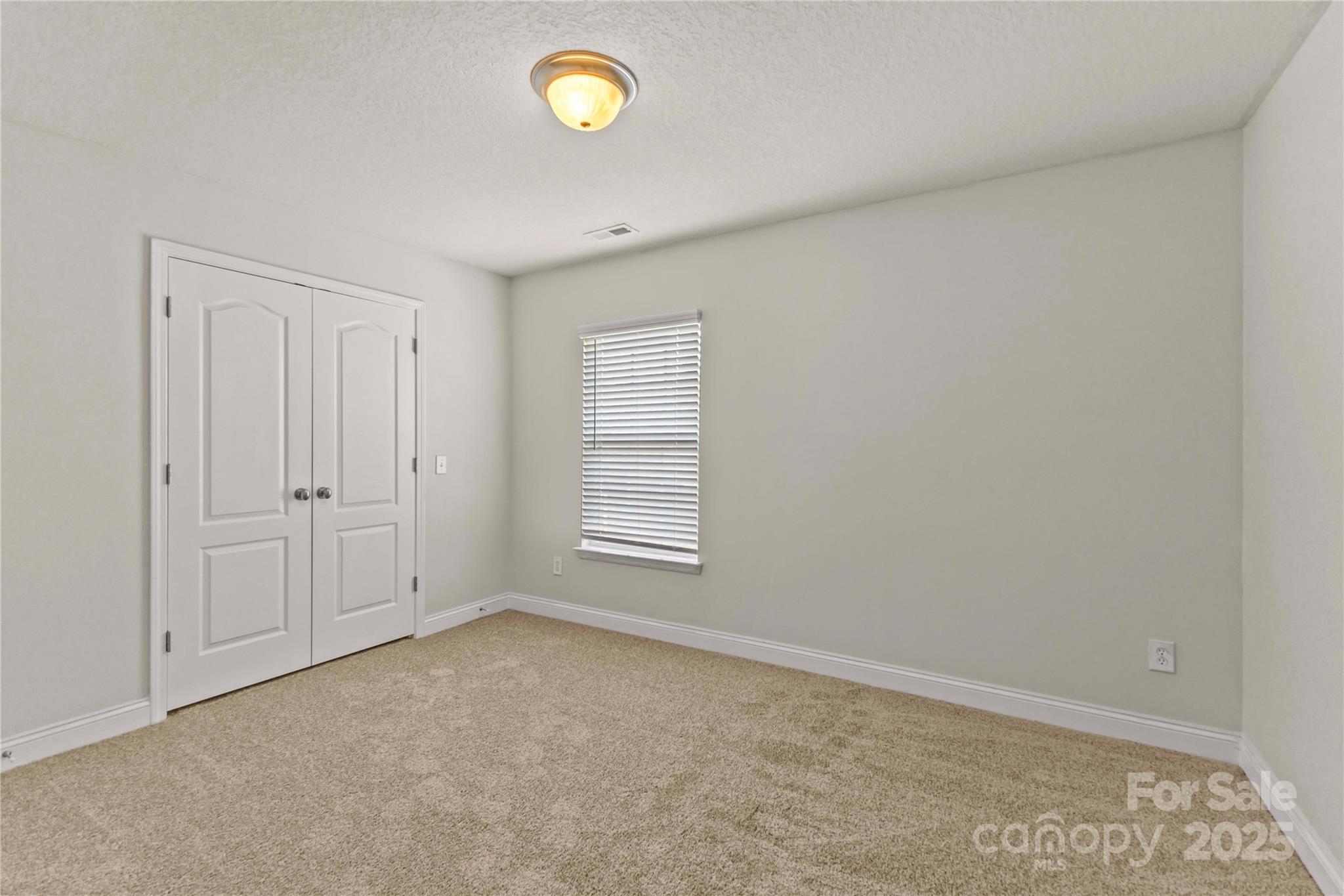 2532 Glyncastle Way — Gastonia