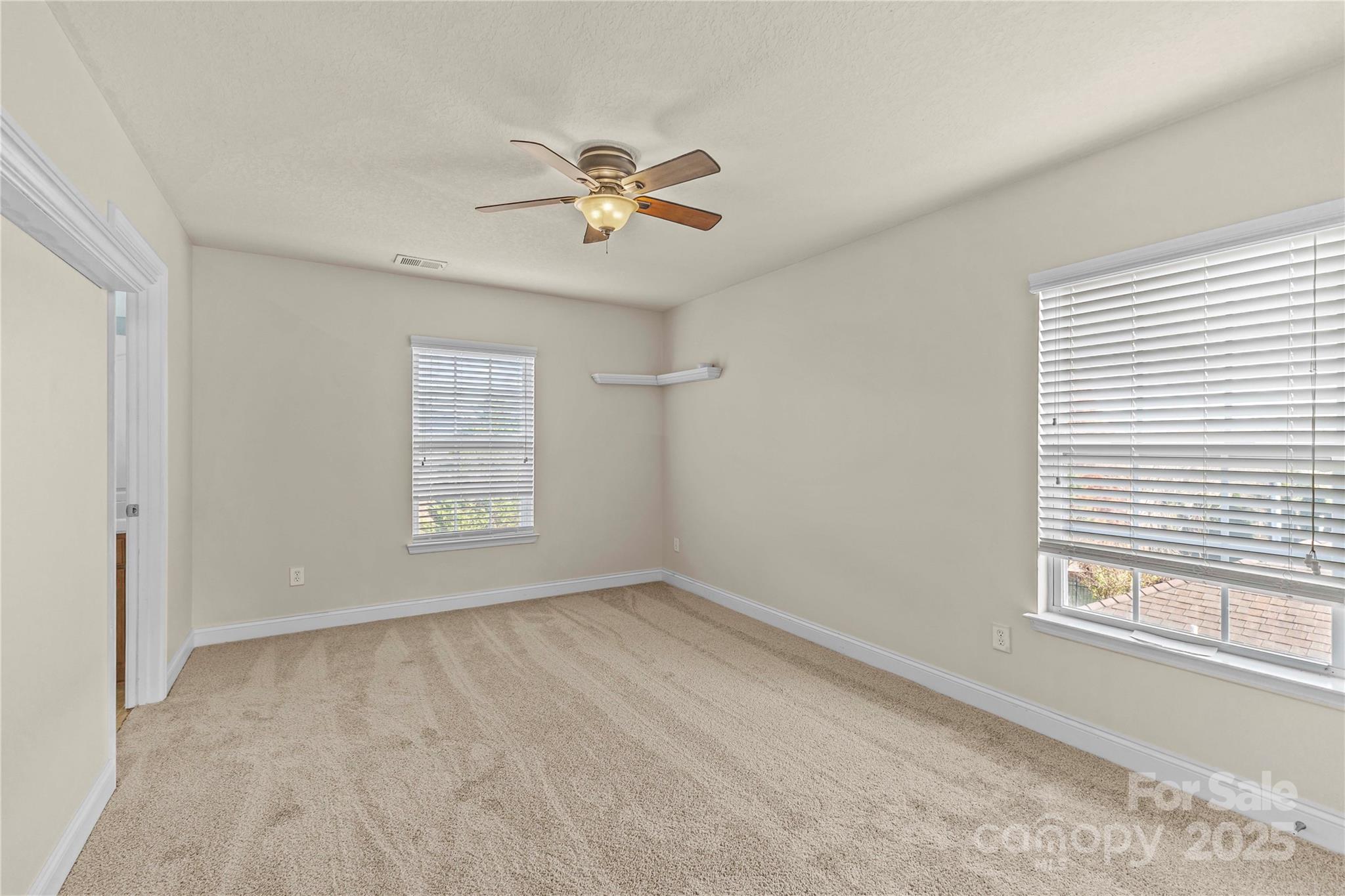 2532 Glyncastle Way — Gastonia