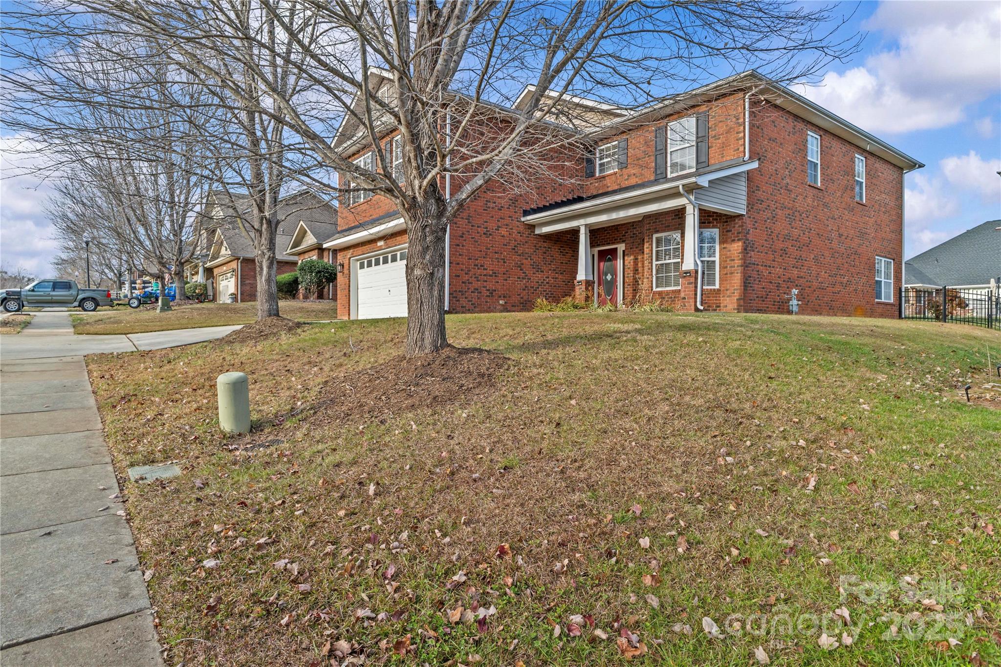 2532 Glyncastle Way — Gastonia