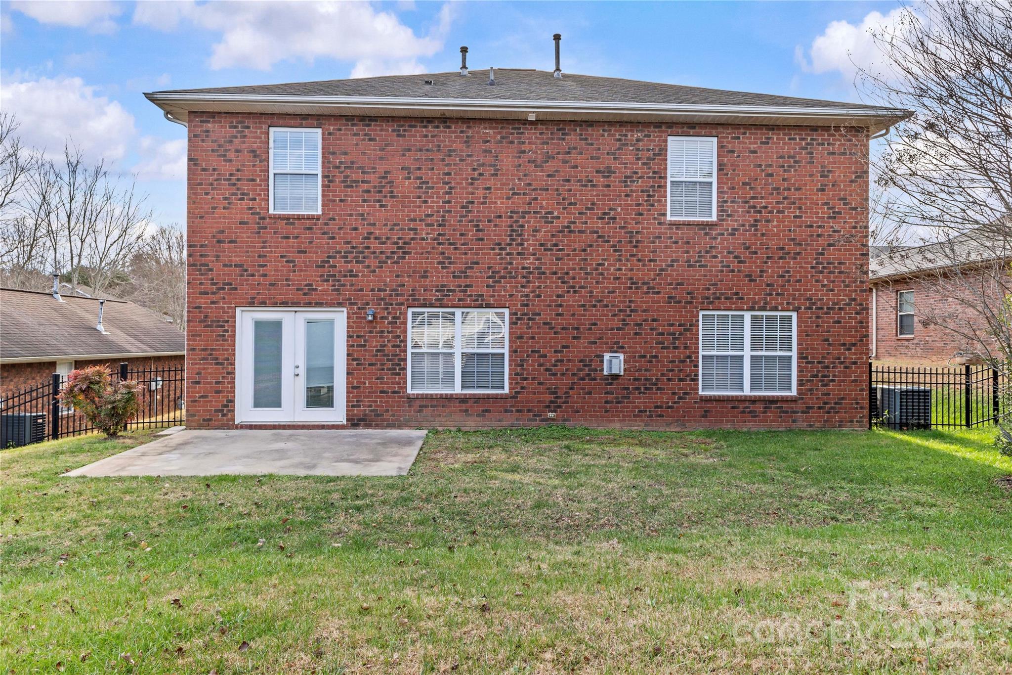 2532 Glyncastle Way — Gastonia