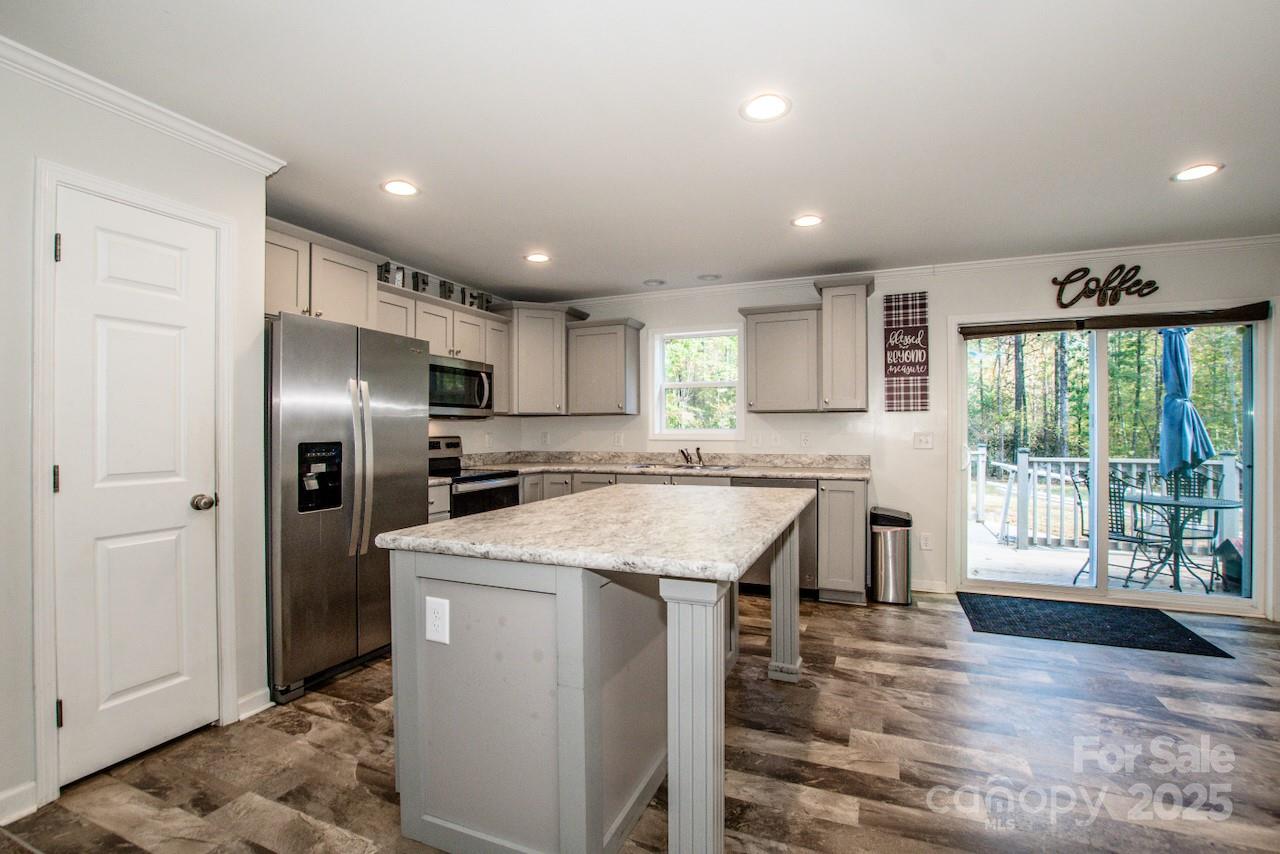 4901 Chapel Grove Road — Gastonia