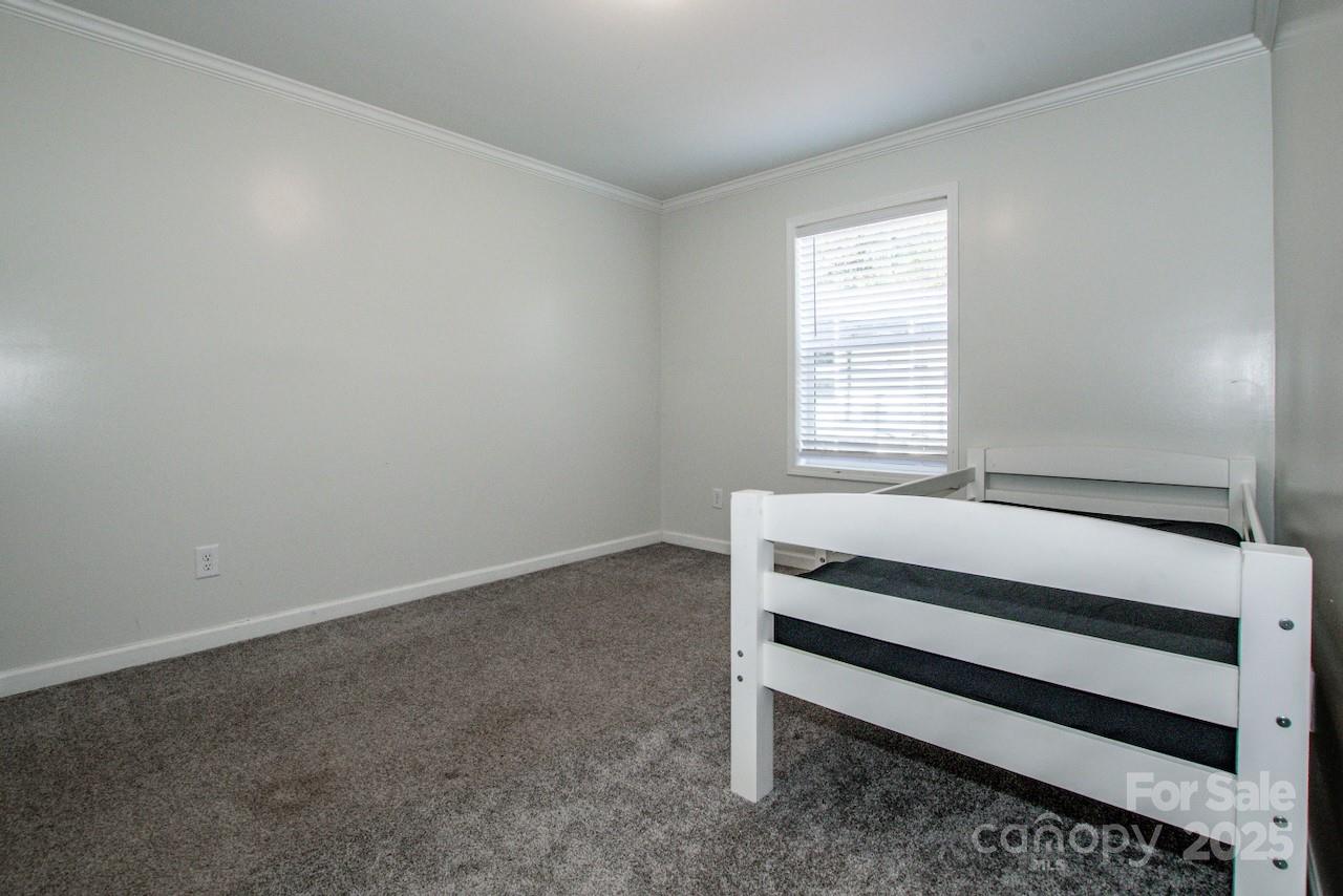 4901 Chapel Grove Road — Gastonia