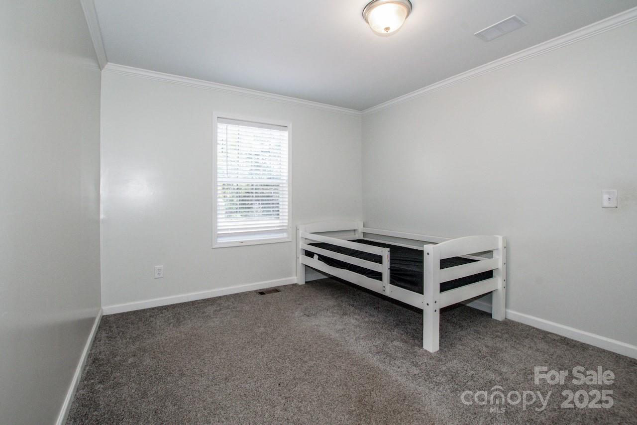 4901 Chapel Grove Road — Gastonia