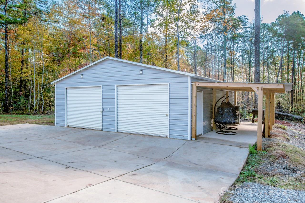 4901 Chapel Grove Road — Gastonia