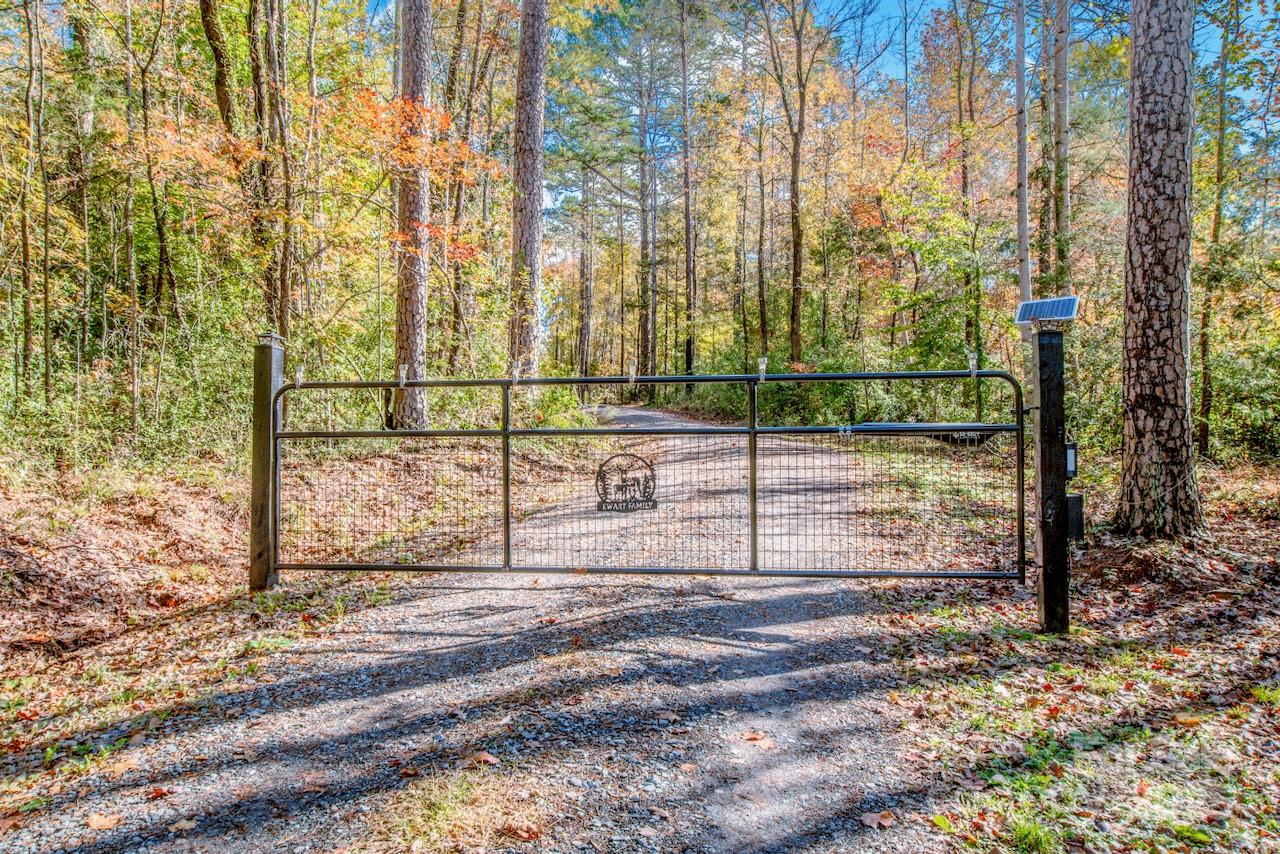 4901 Chapel Grove Road — Gastonia