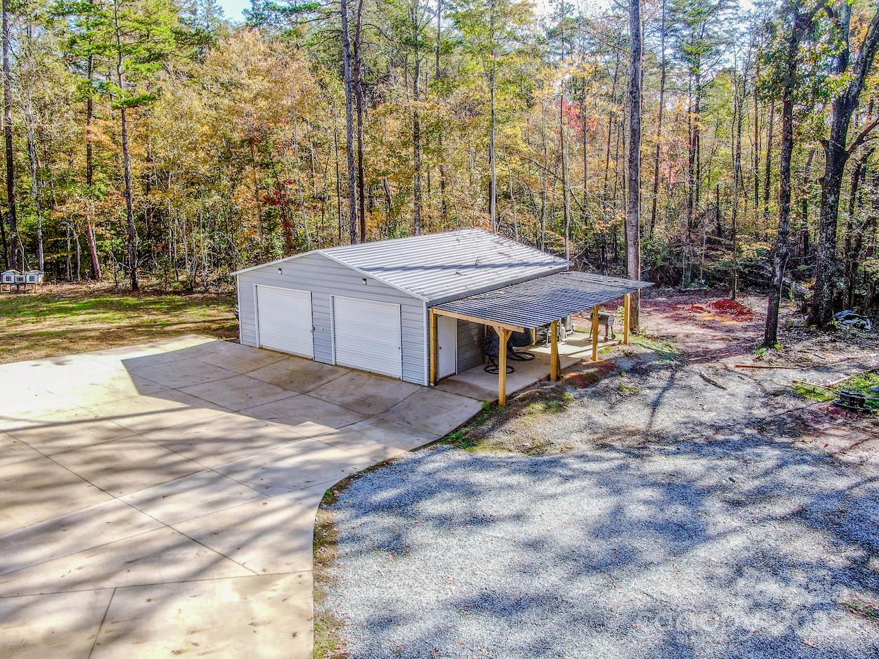 4901 Chapel Grove Road — Gastonia
