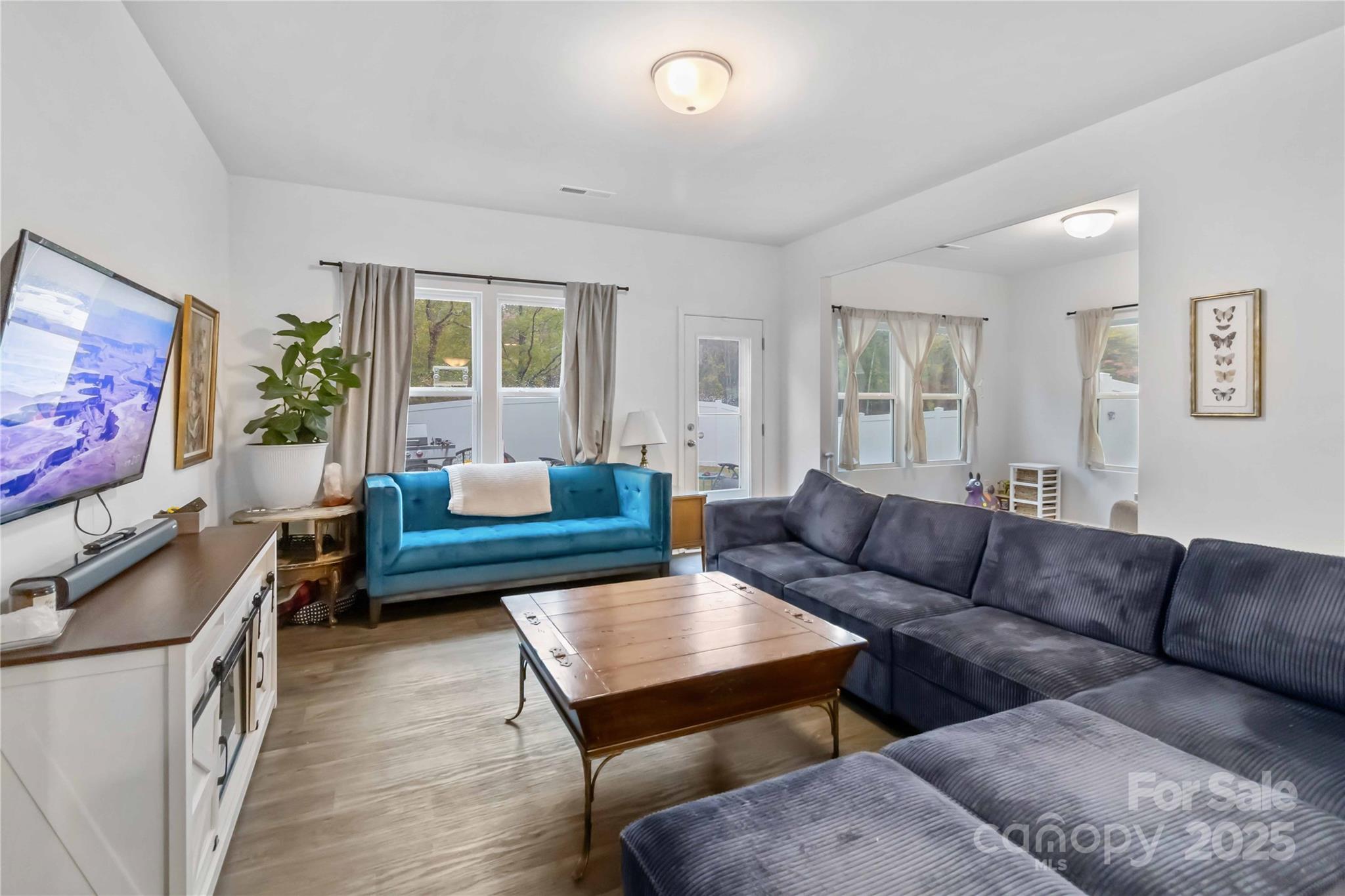 684 Candela Court — York