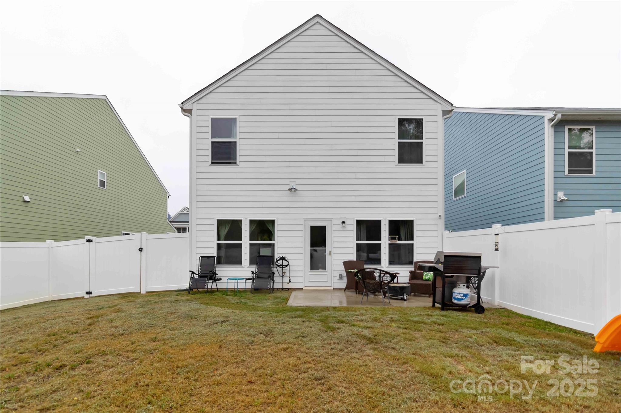 684 Candela Court — York