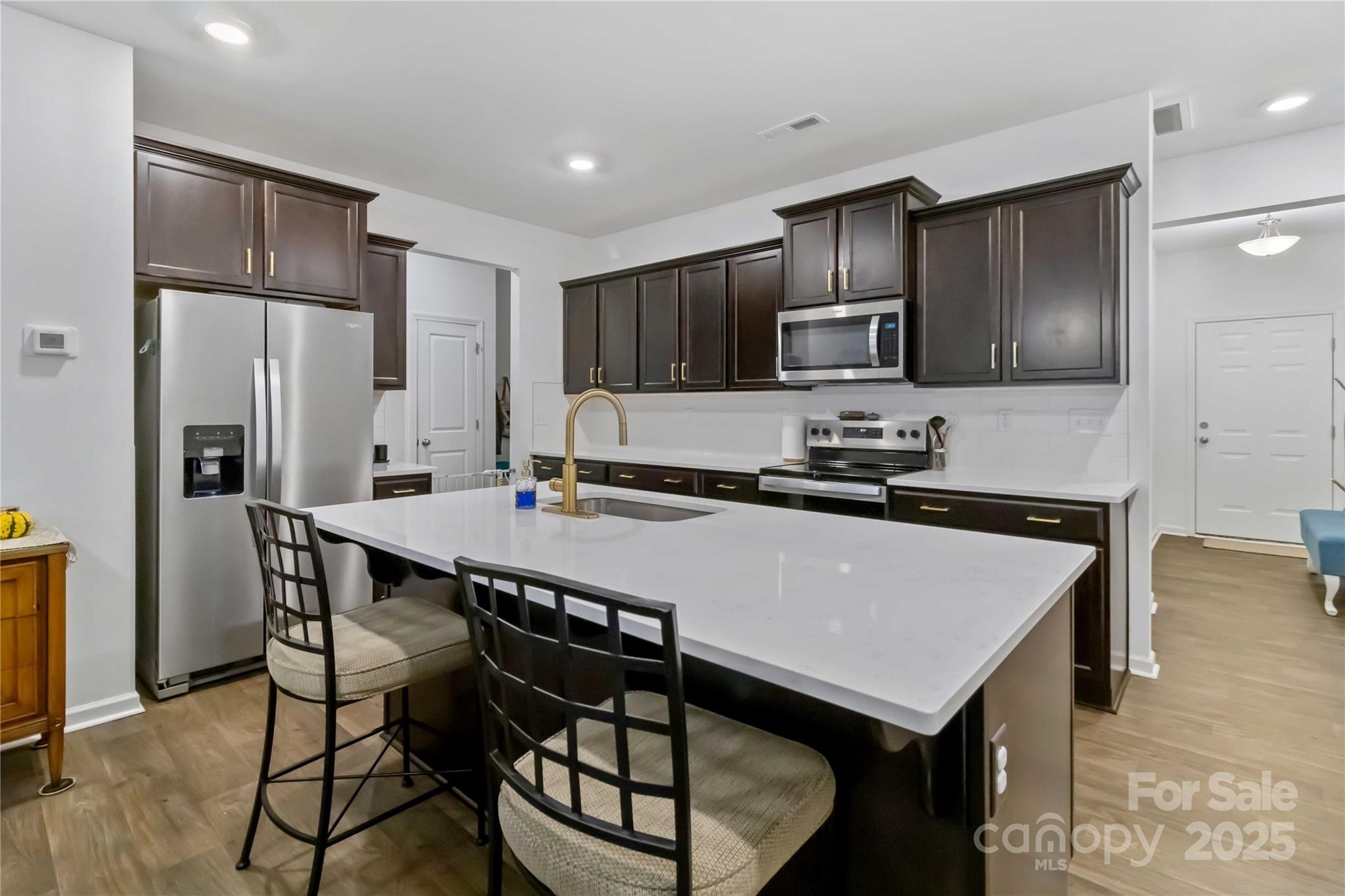684 Candela Court — York