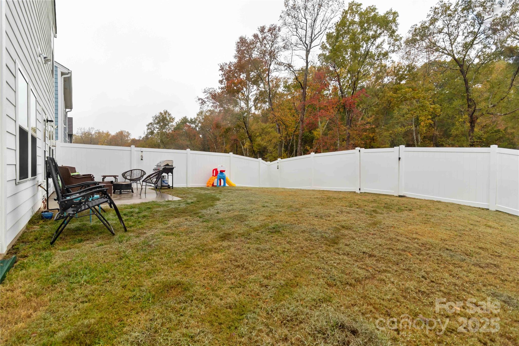 684 Candela Court — York