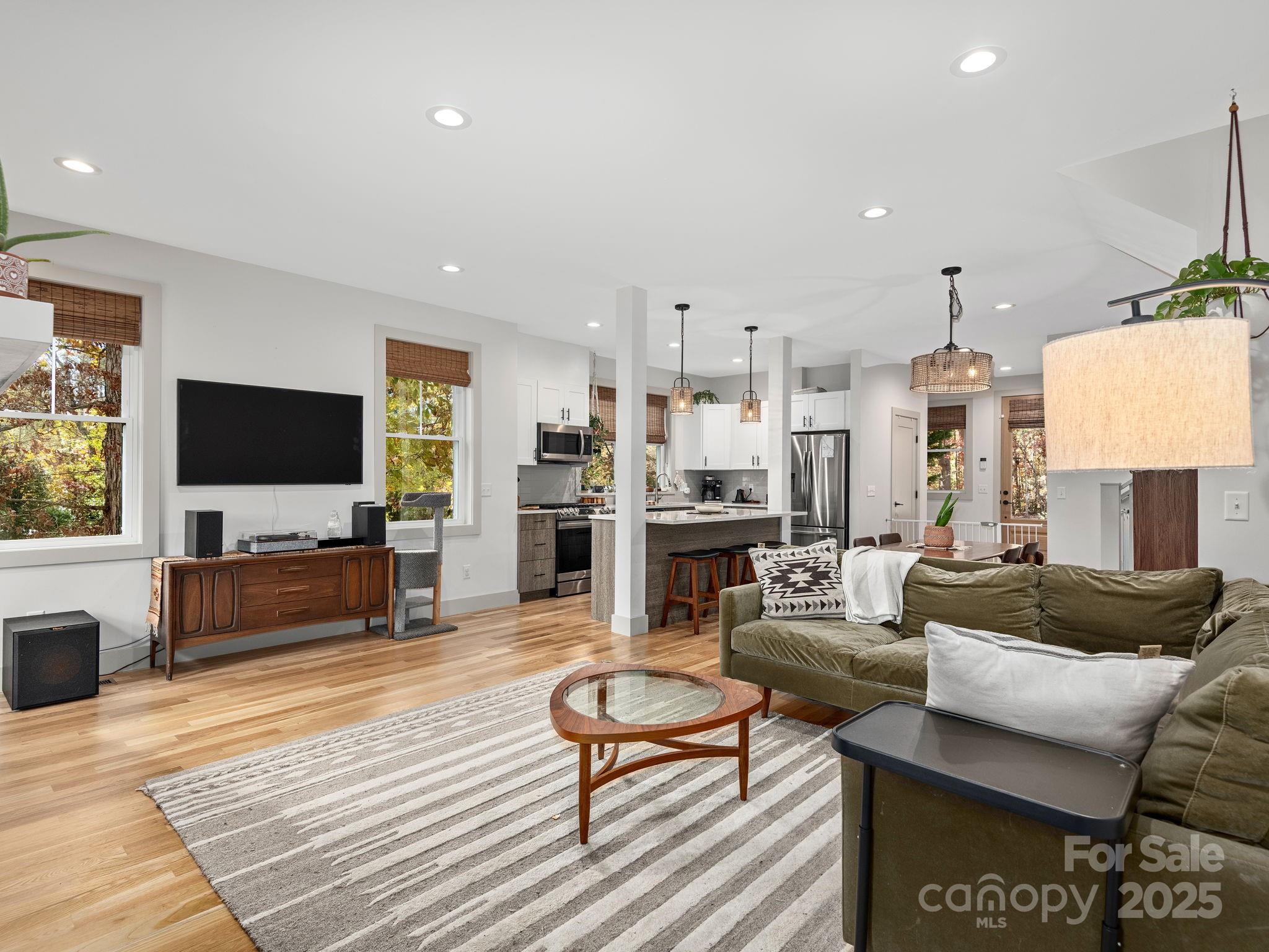 39 Cisco Road — Asheville