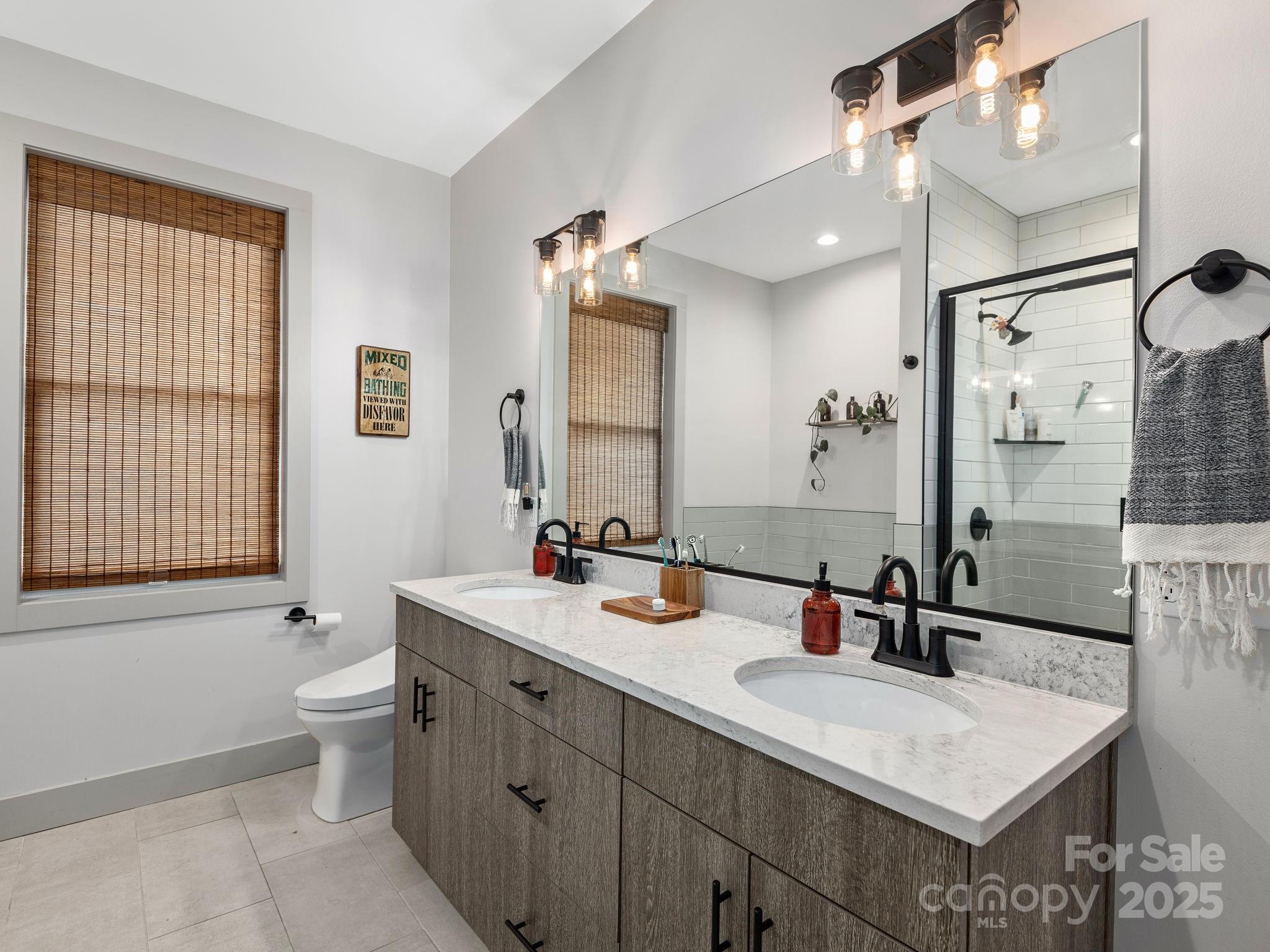 39 Cisco Road — Asheville