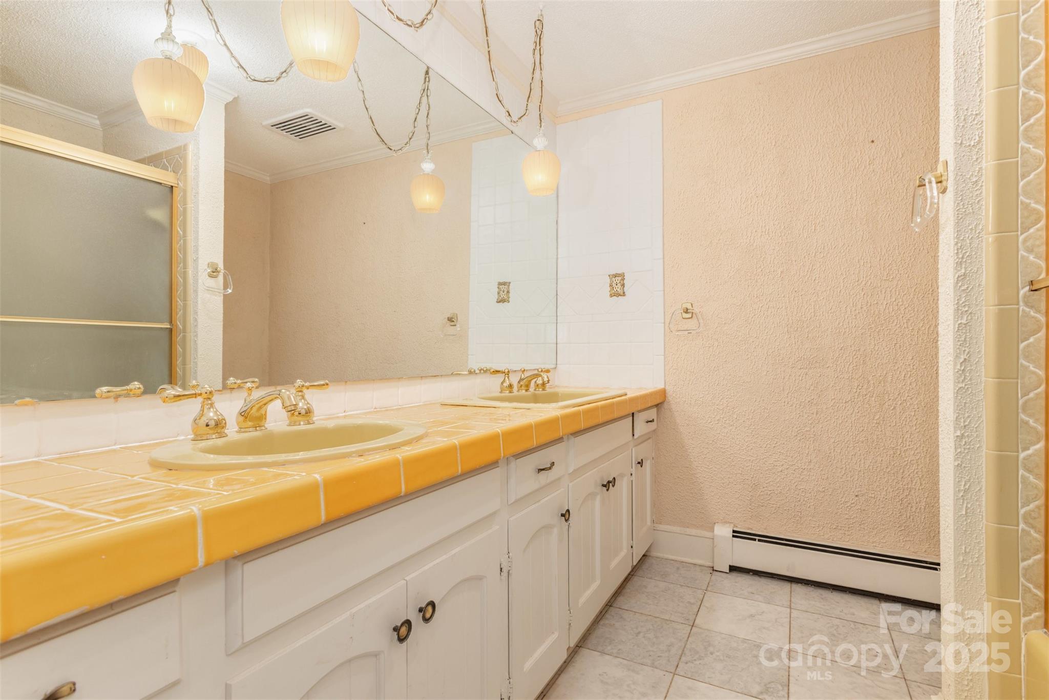 475 Baymount Drive — Statesville