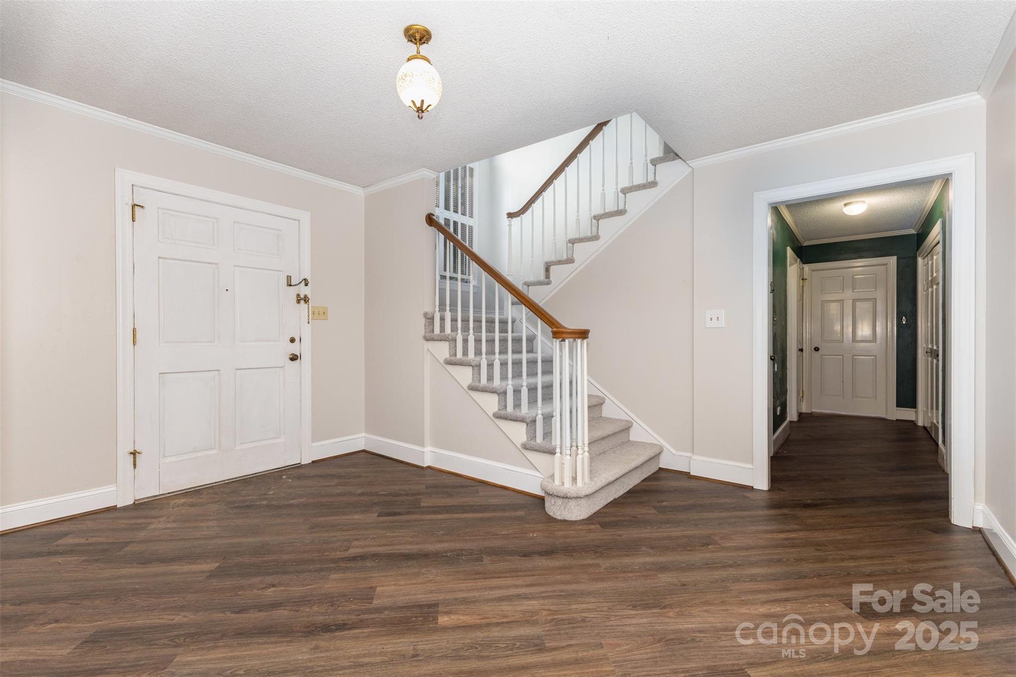 475 Baymount Drive — Statesville