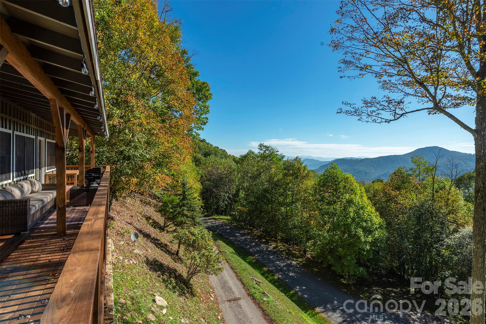 322 Goldenleaf Road — Mars Hill