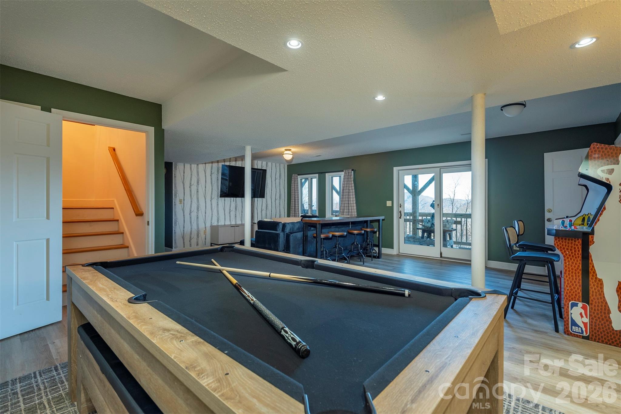 322 Goldenleaf Road — Mars Hill