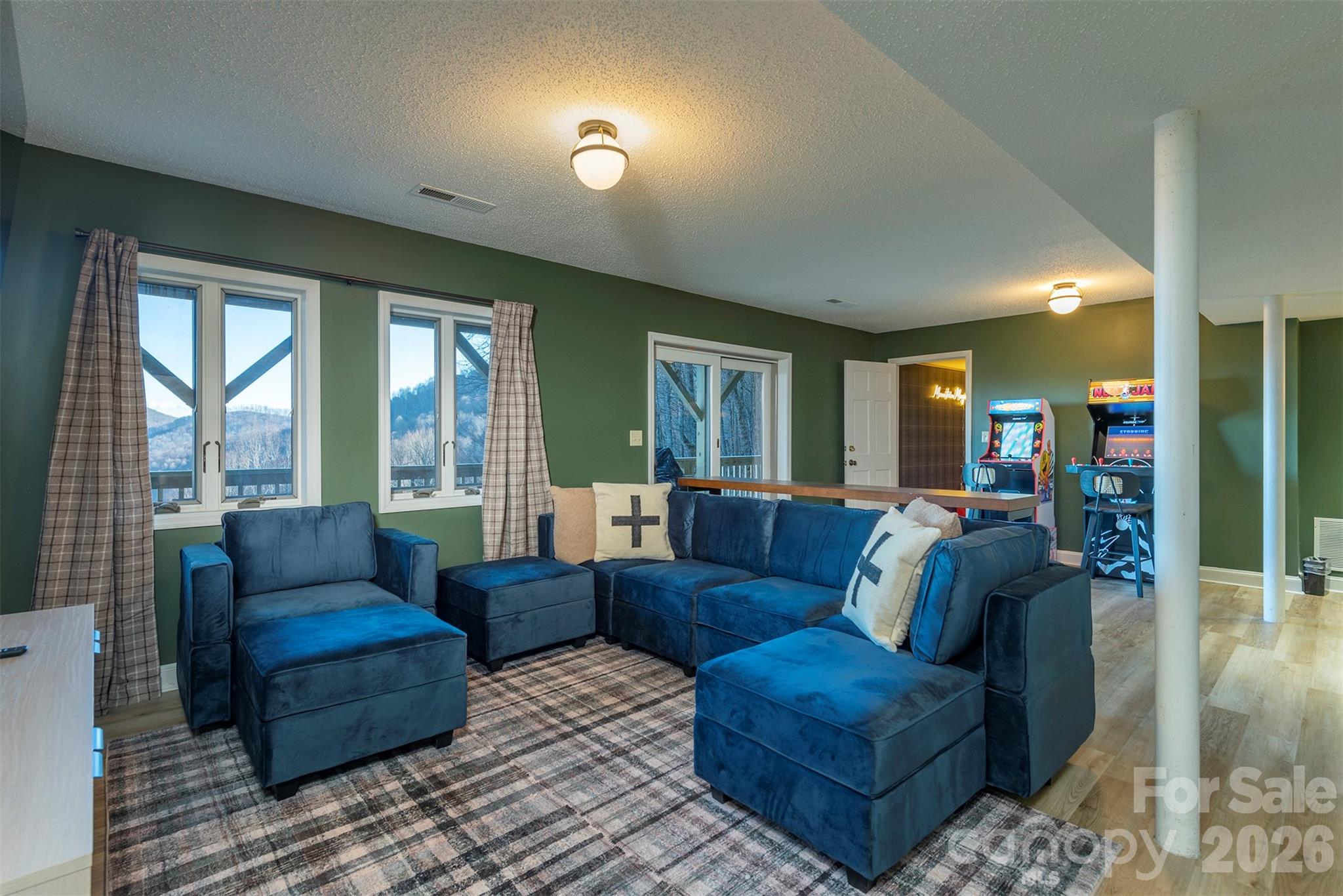 322 Goldenleaf Road — Mars Hill