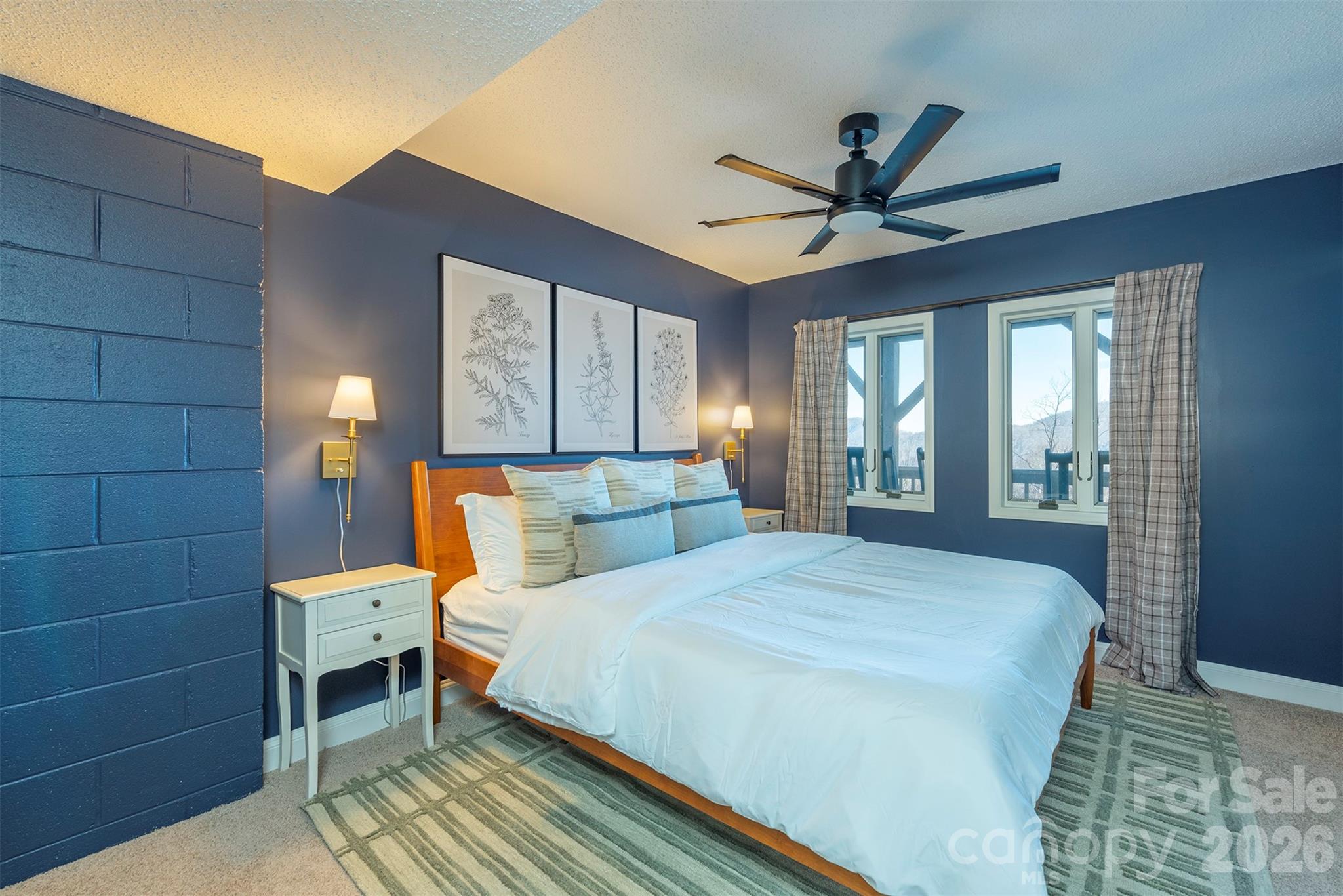 322 Goldenleaf Road — Mars Hill