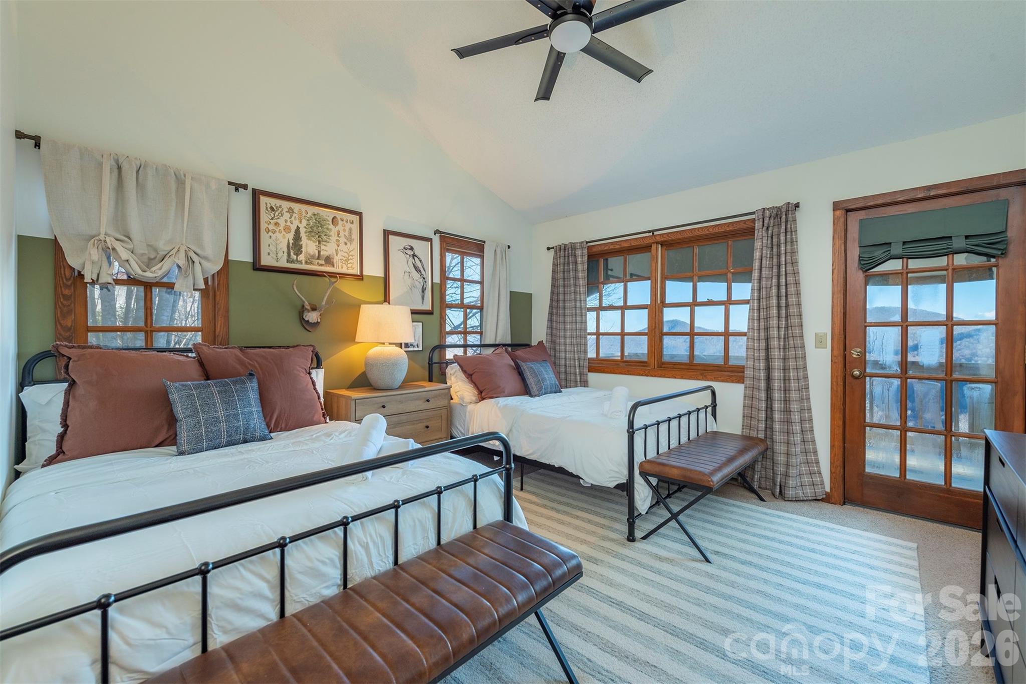 322 Goldenleaf Road — Mars Hill