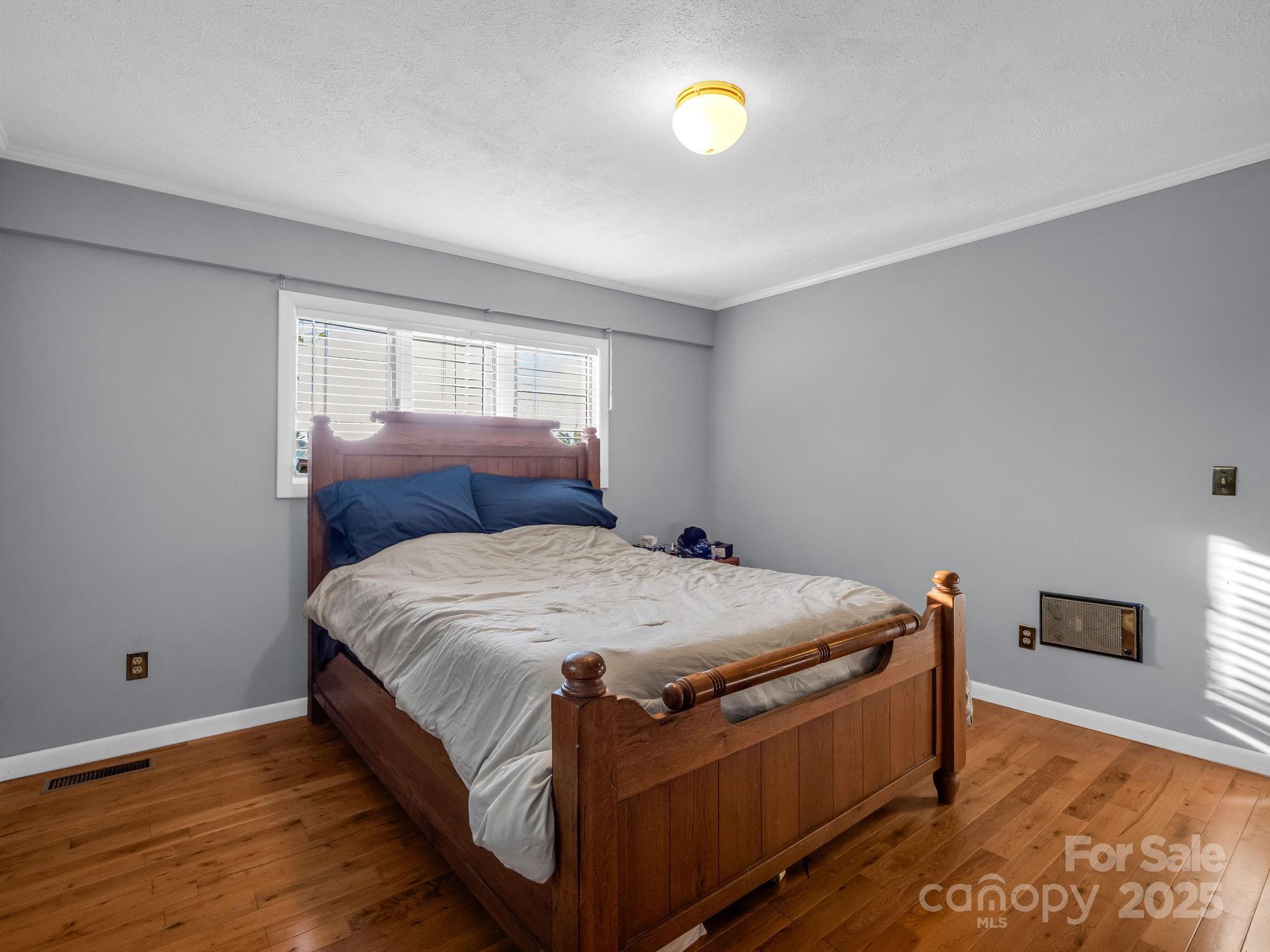 290 Stepp Mill Road — Hendersonville