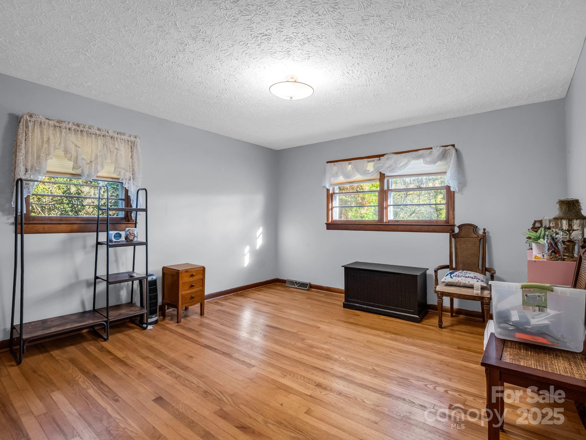 290 Stepp Mill Road — Hendersonville