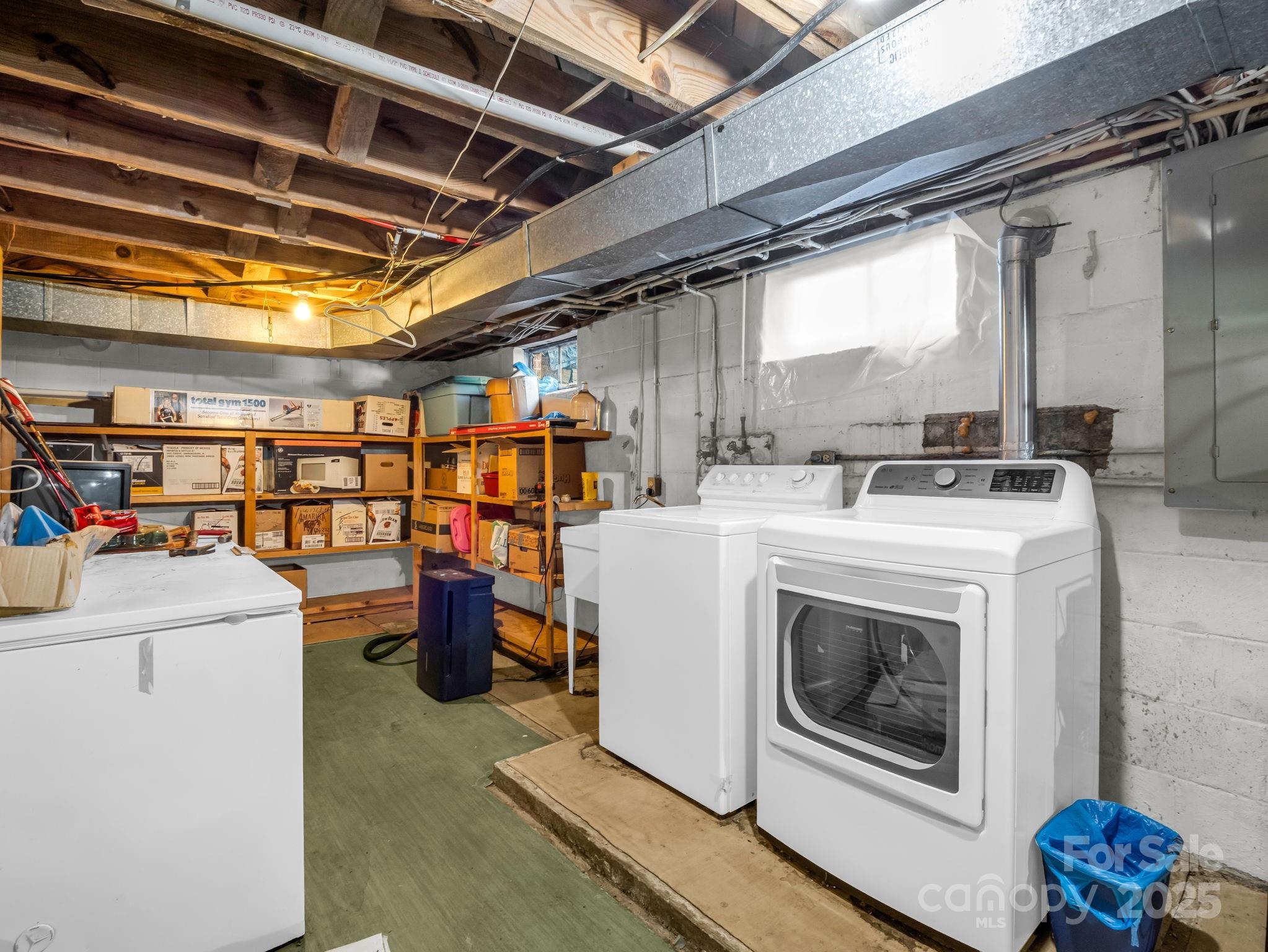 290 Stepp Mill Road — Hendersonville
