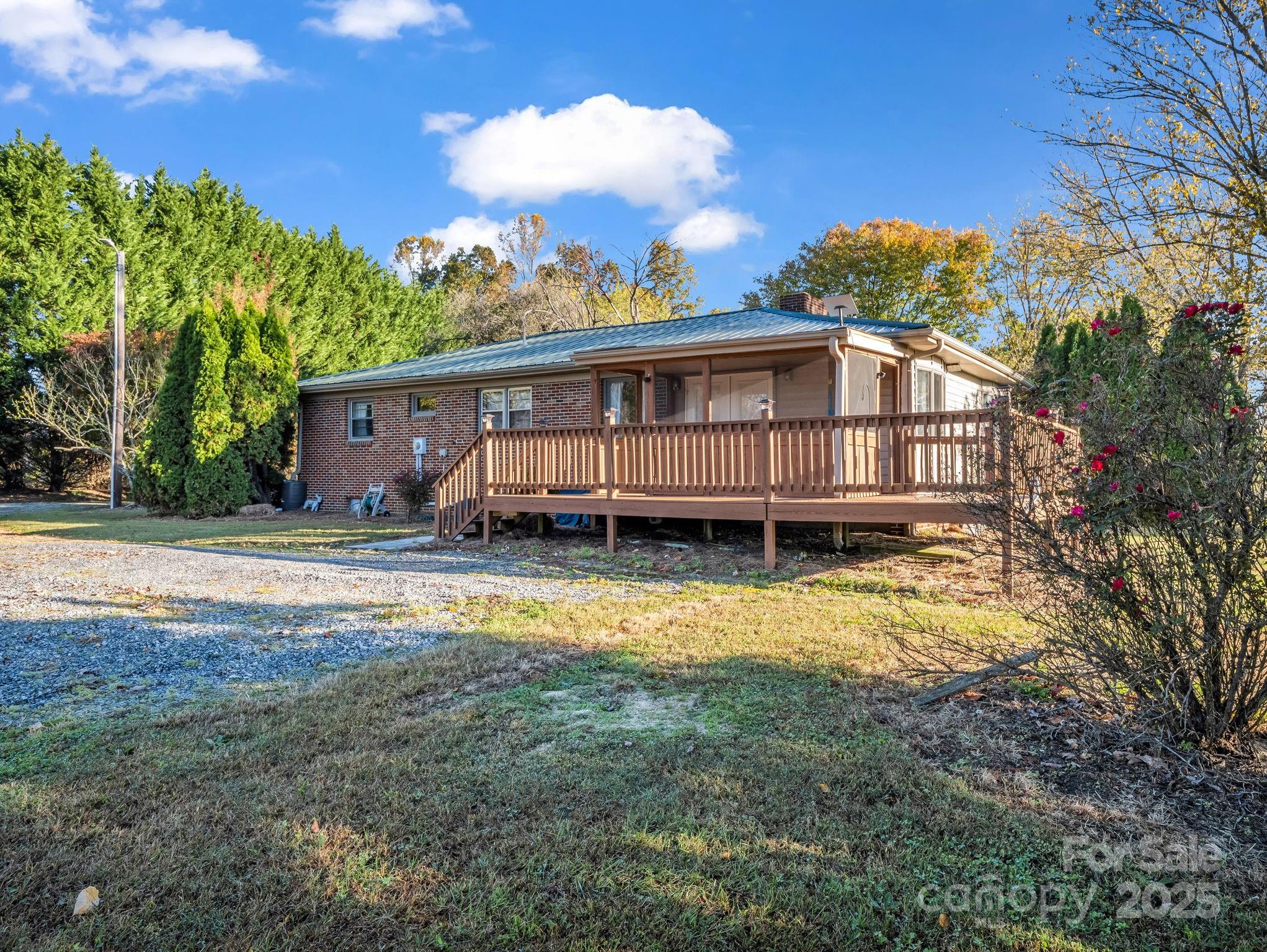 290 Stepp Mill Road — Hendersonville