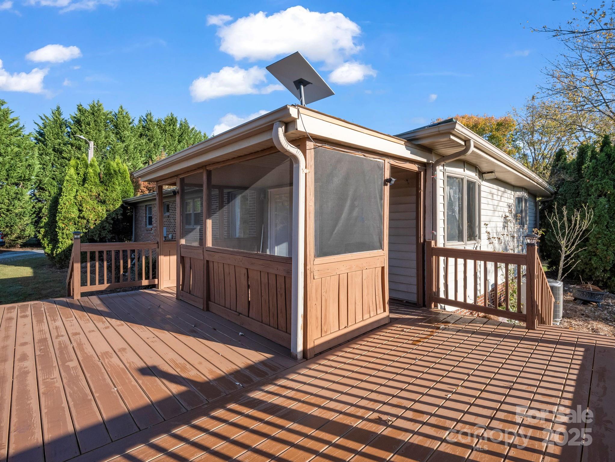 290 Stepp Mill Road — Hendersonville