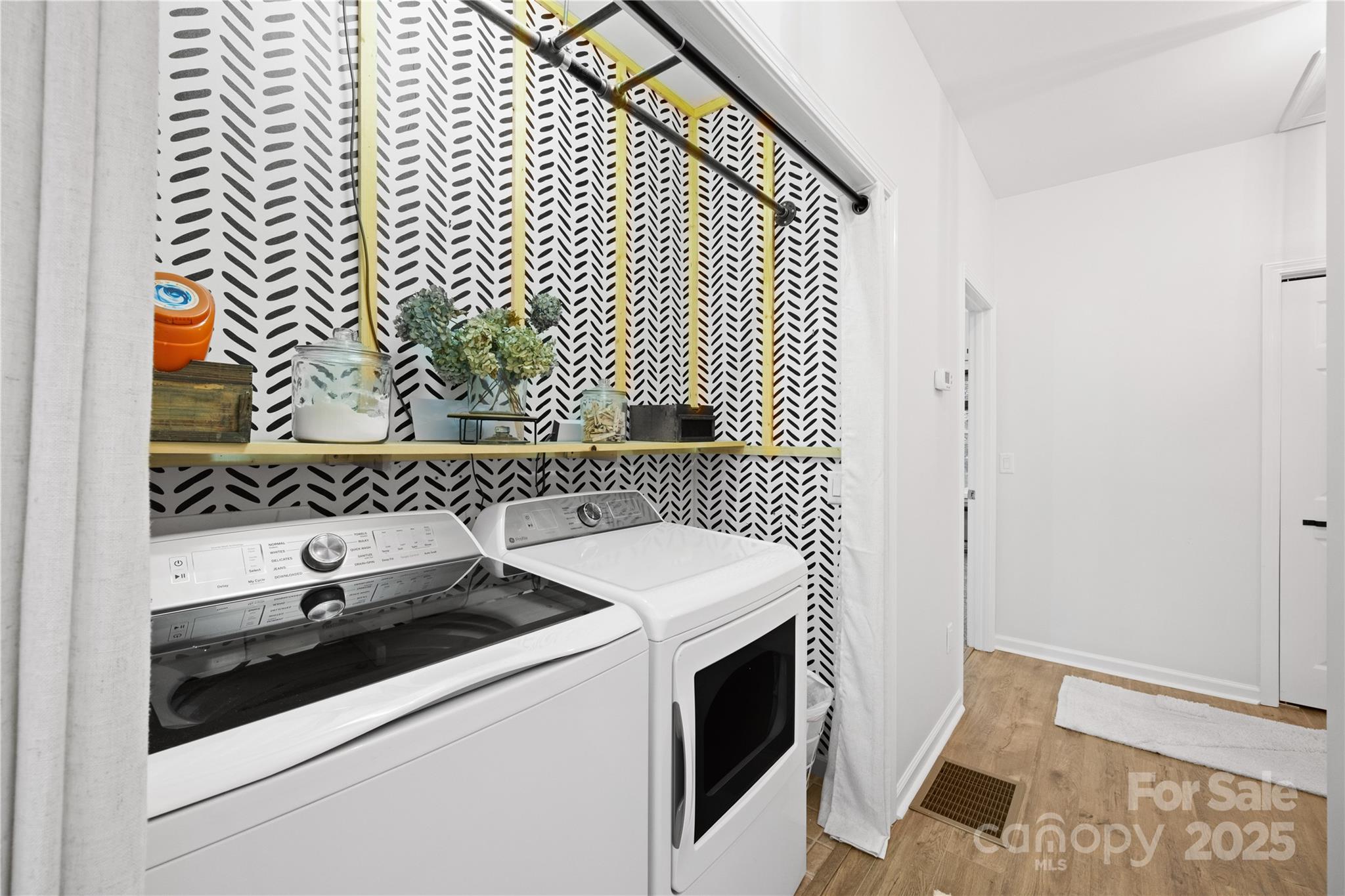 1308 Bell Mountain Road — Zirconia