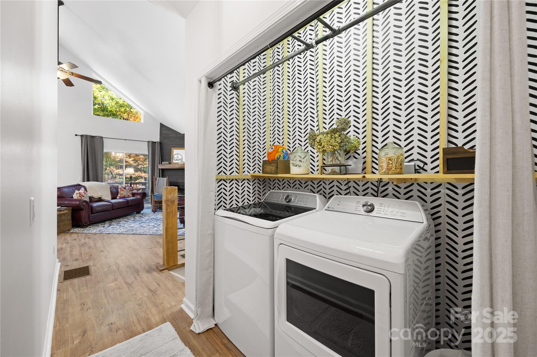 1308 Bell Mountain Road — Zirconia