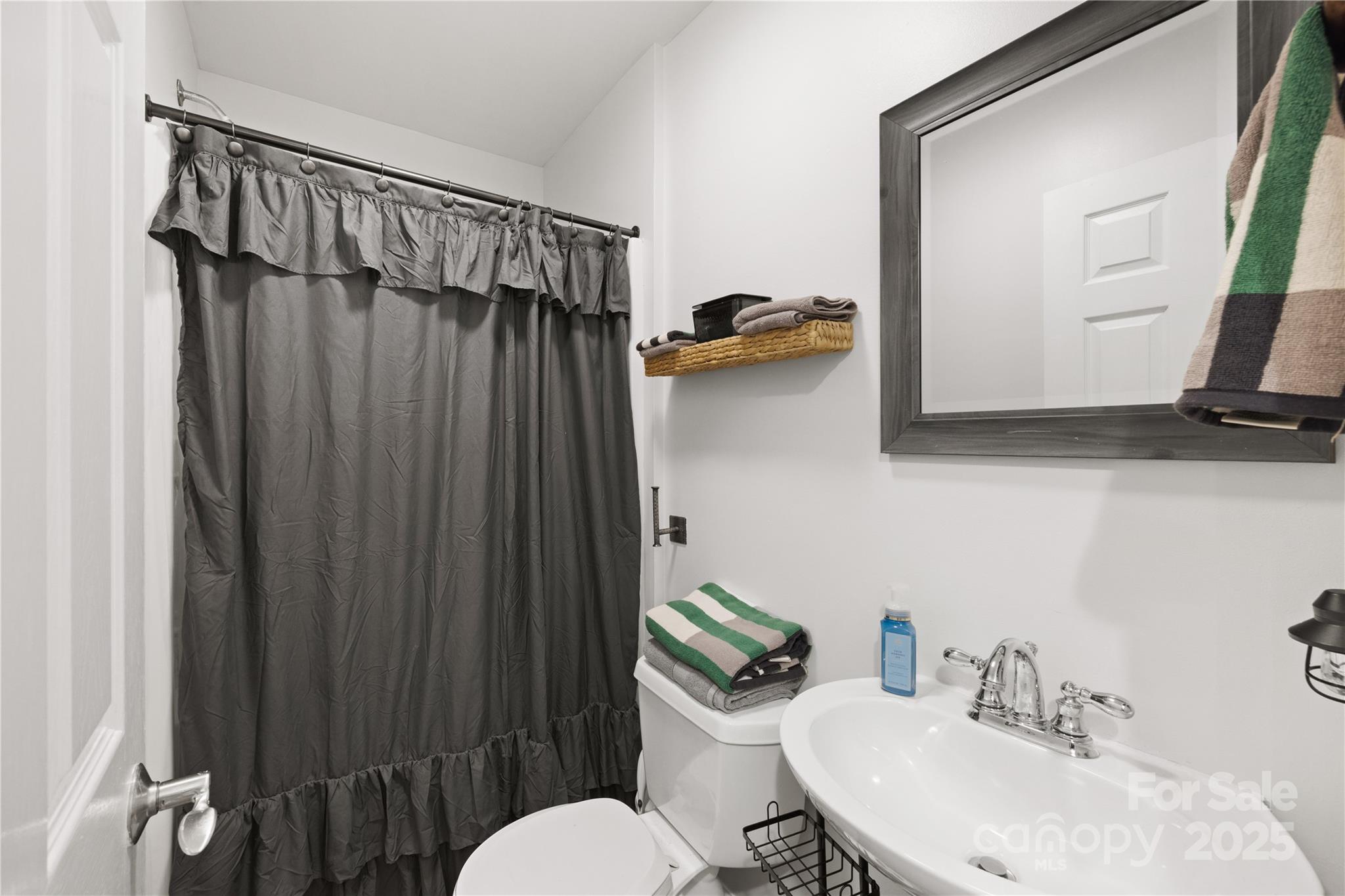 1308 Bell Mountain Road — Zirconia