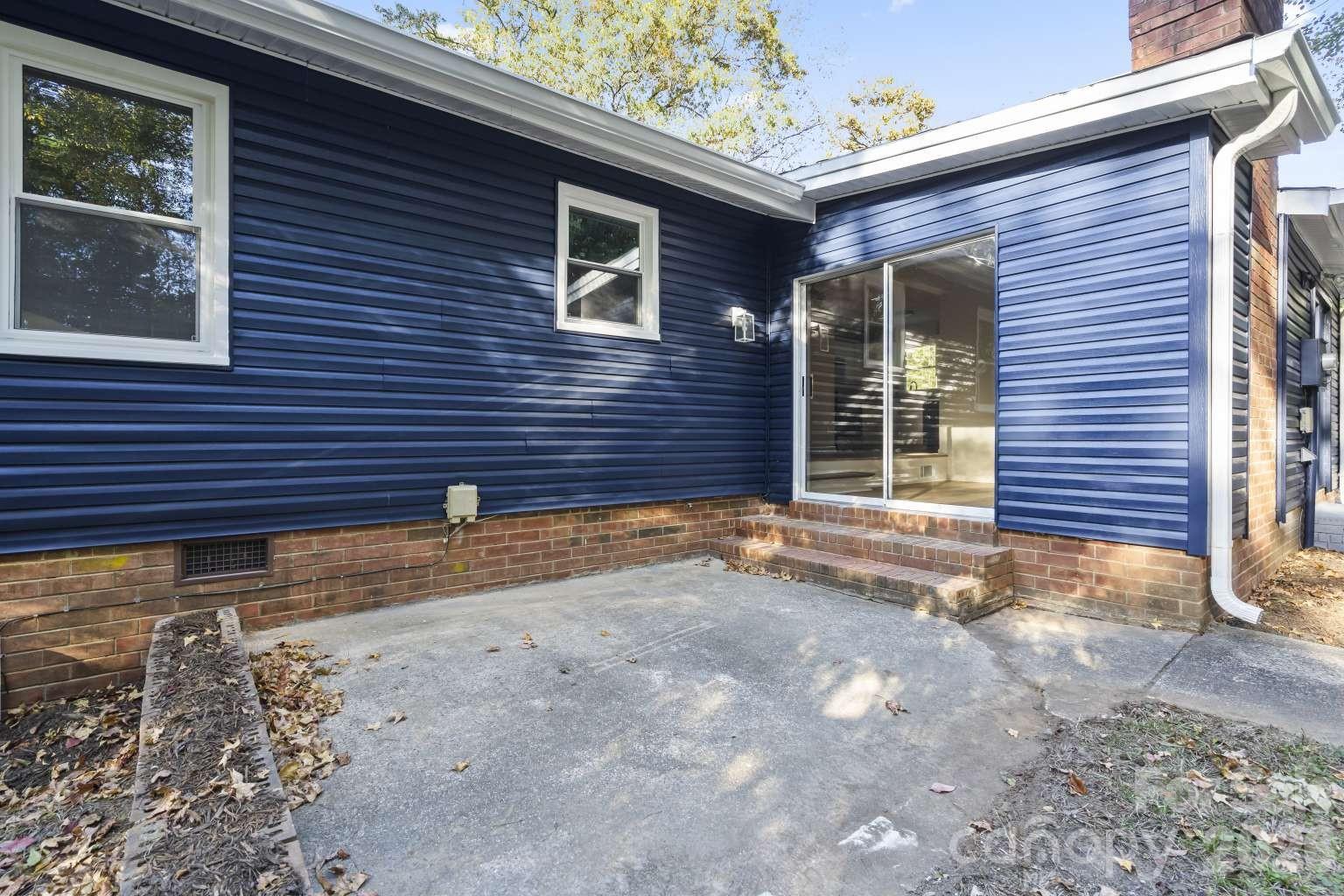 6134 Mayridge Drive — Charlotte