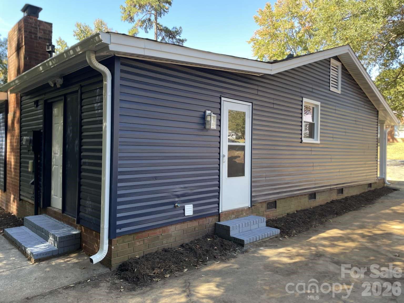6134 Mayridge Drive — Charlotte