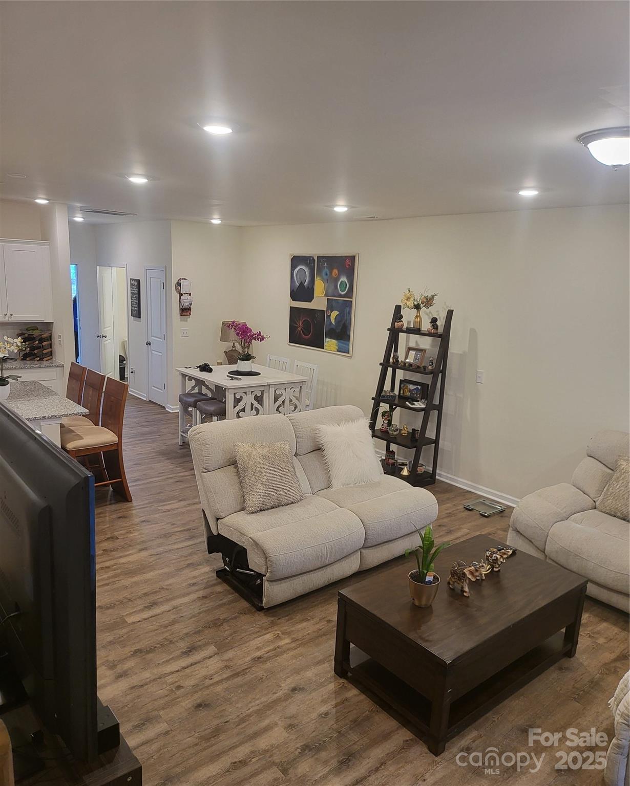 2823 Aubrey Street #94 — Monroe