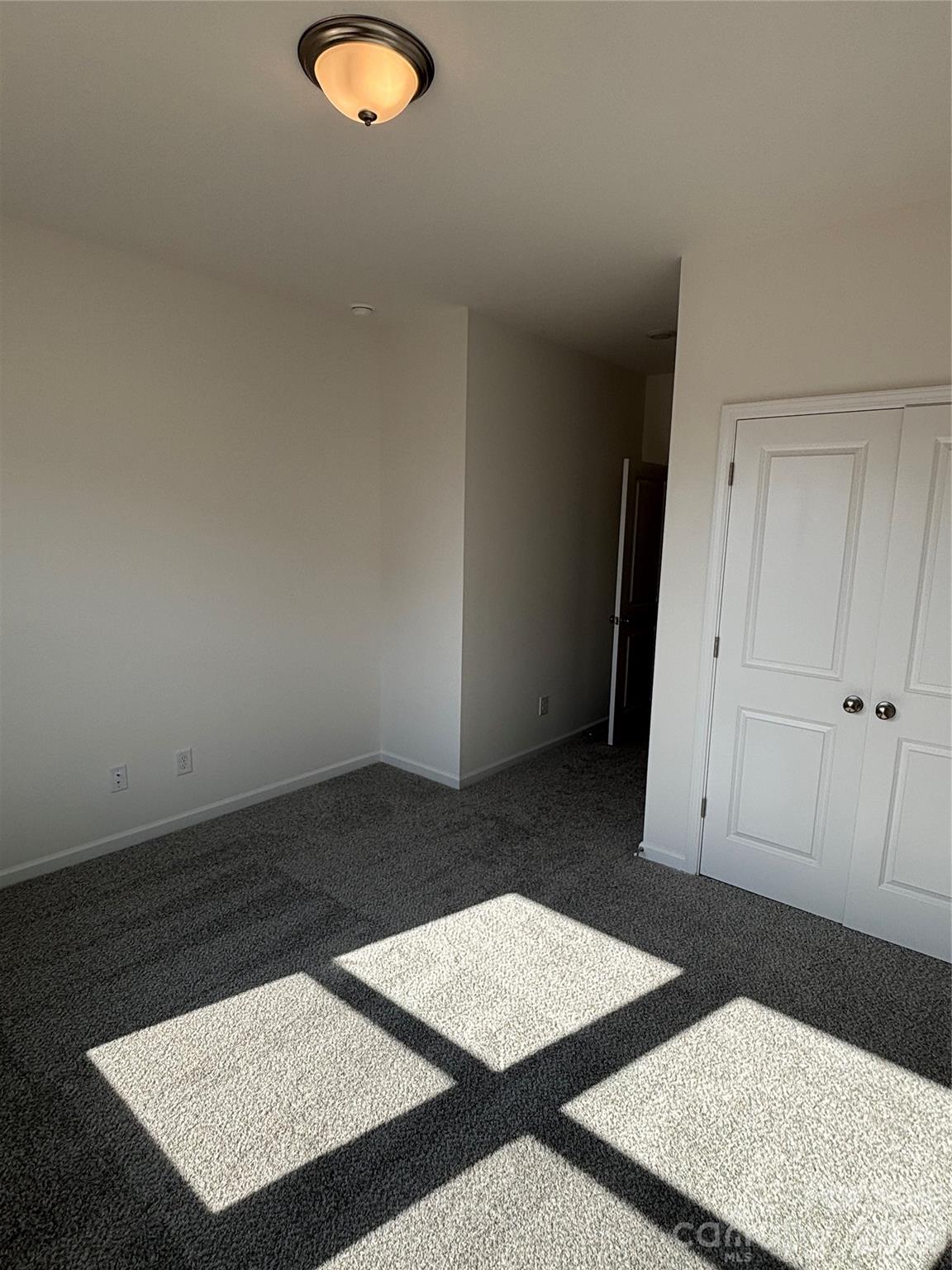 10221 Whitaker Pointe Drive — Huntersville