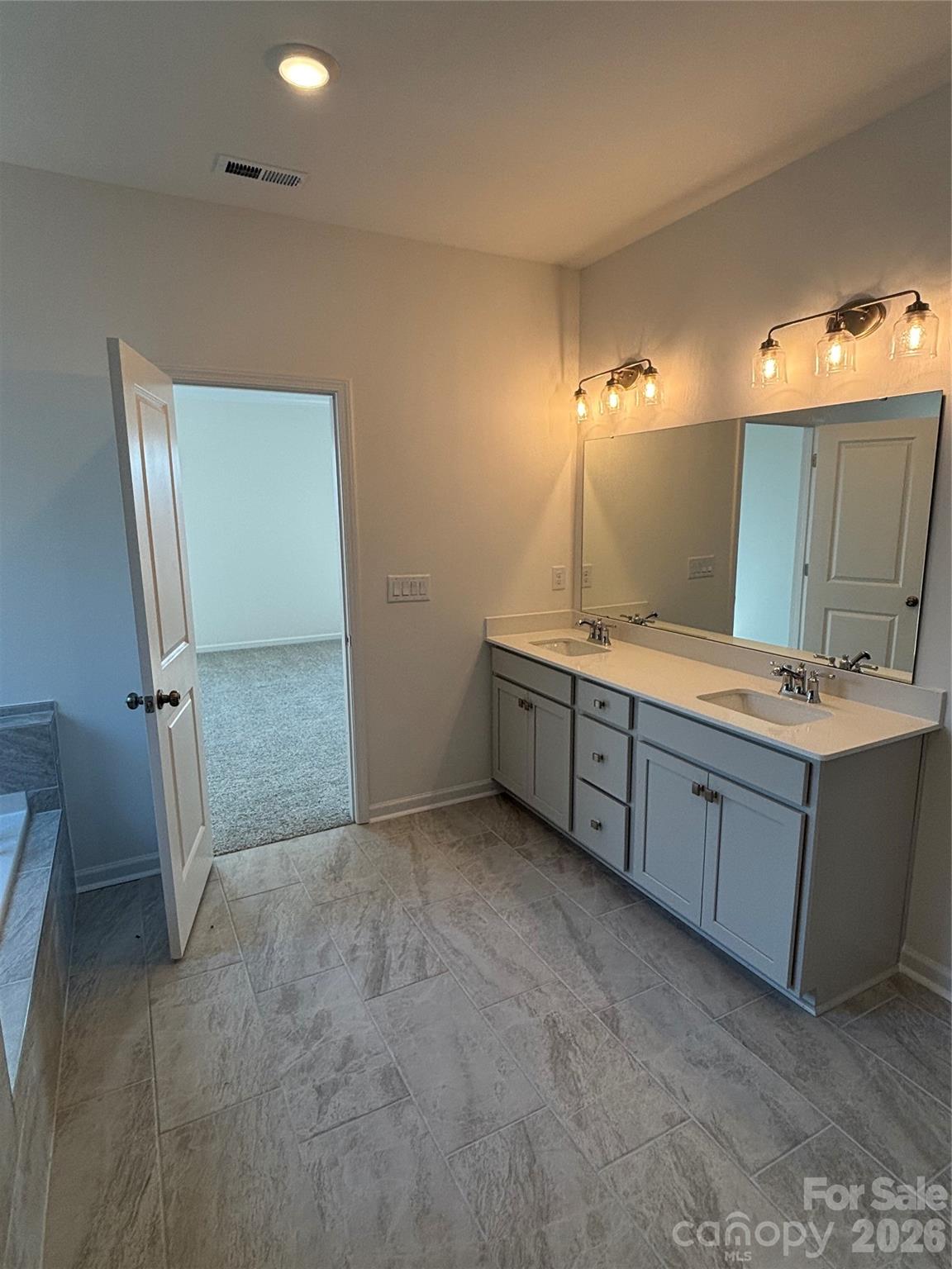 10221 Whitaker Pointe Drive — Huntersville