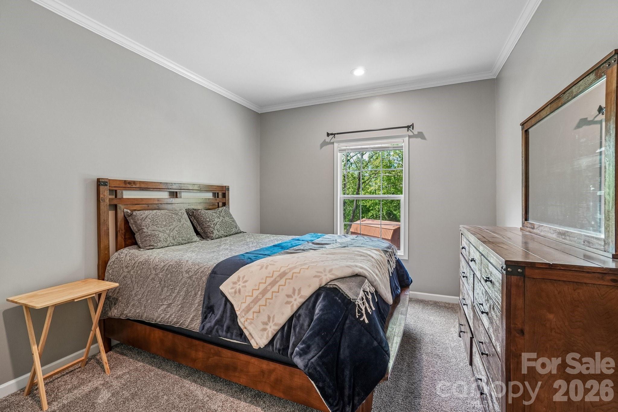 590 Willow Lane — Marshall