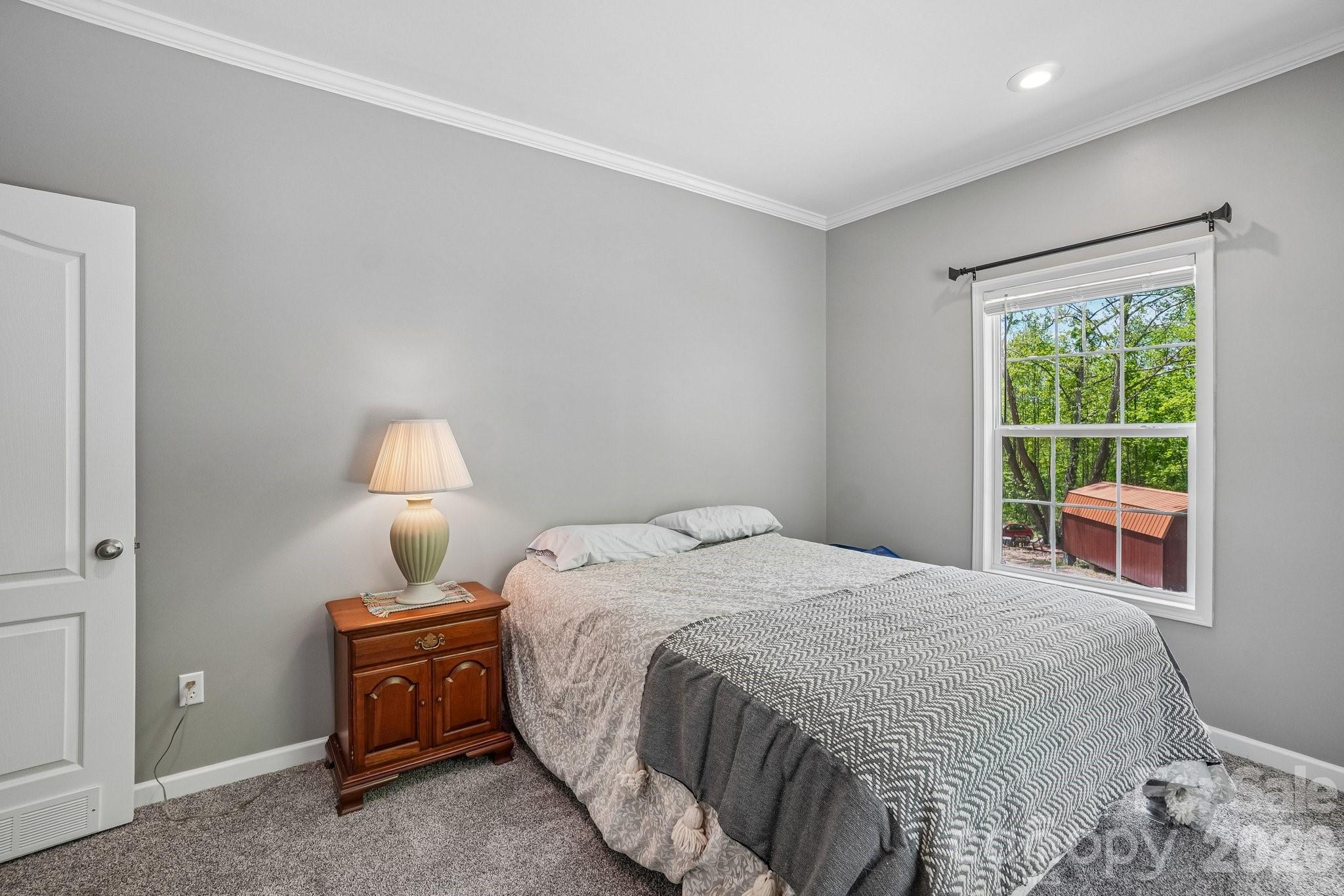 590 Willow Lane — Marshall