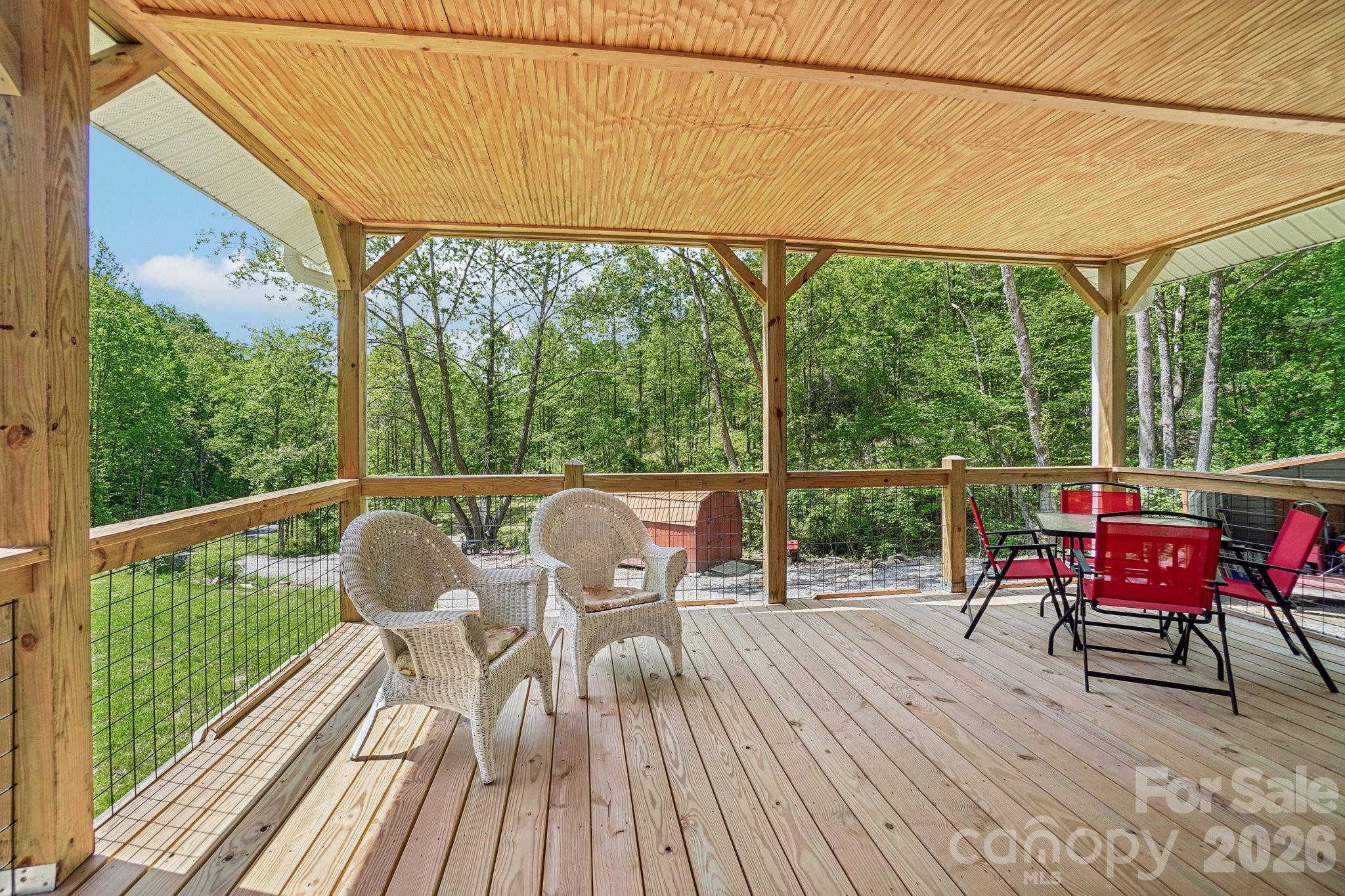 590 Willow Lane — Marshall