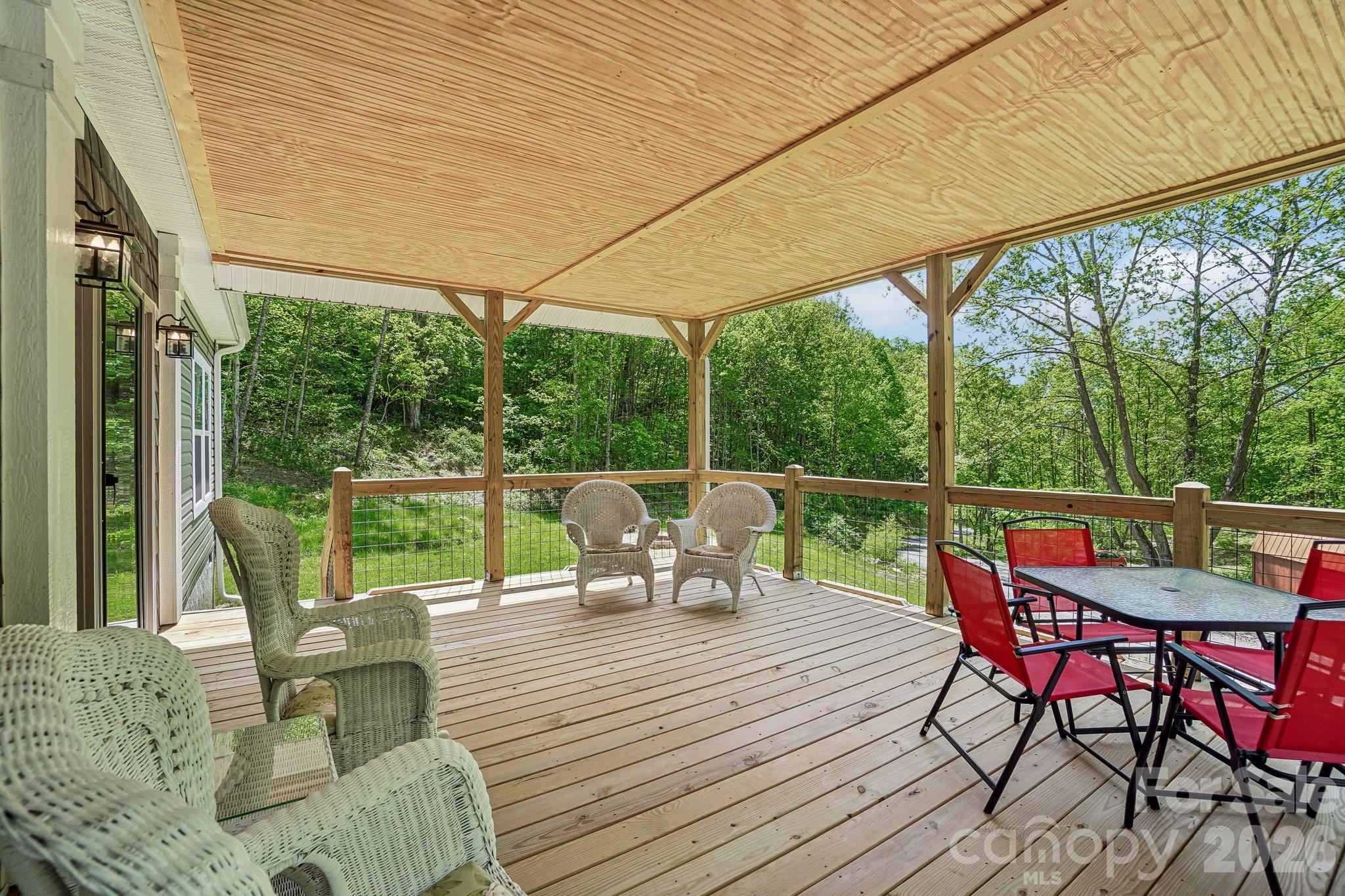 590 Willow Lane — Marshall